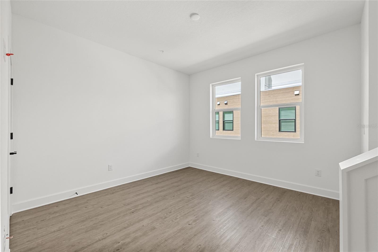 Image 34 of 41 For 319 15th Street N