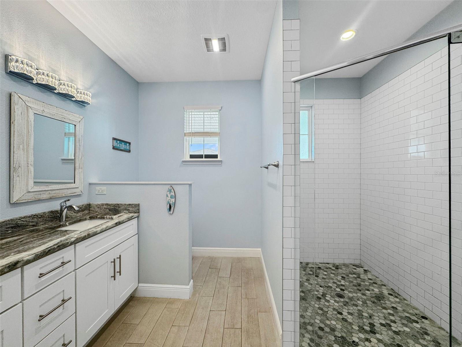 Image 33 of 93 For 630 Athens And 637 Beltrees Street