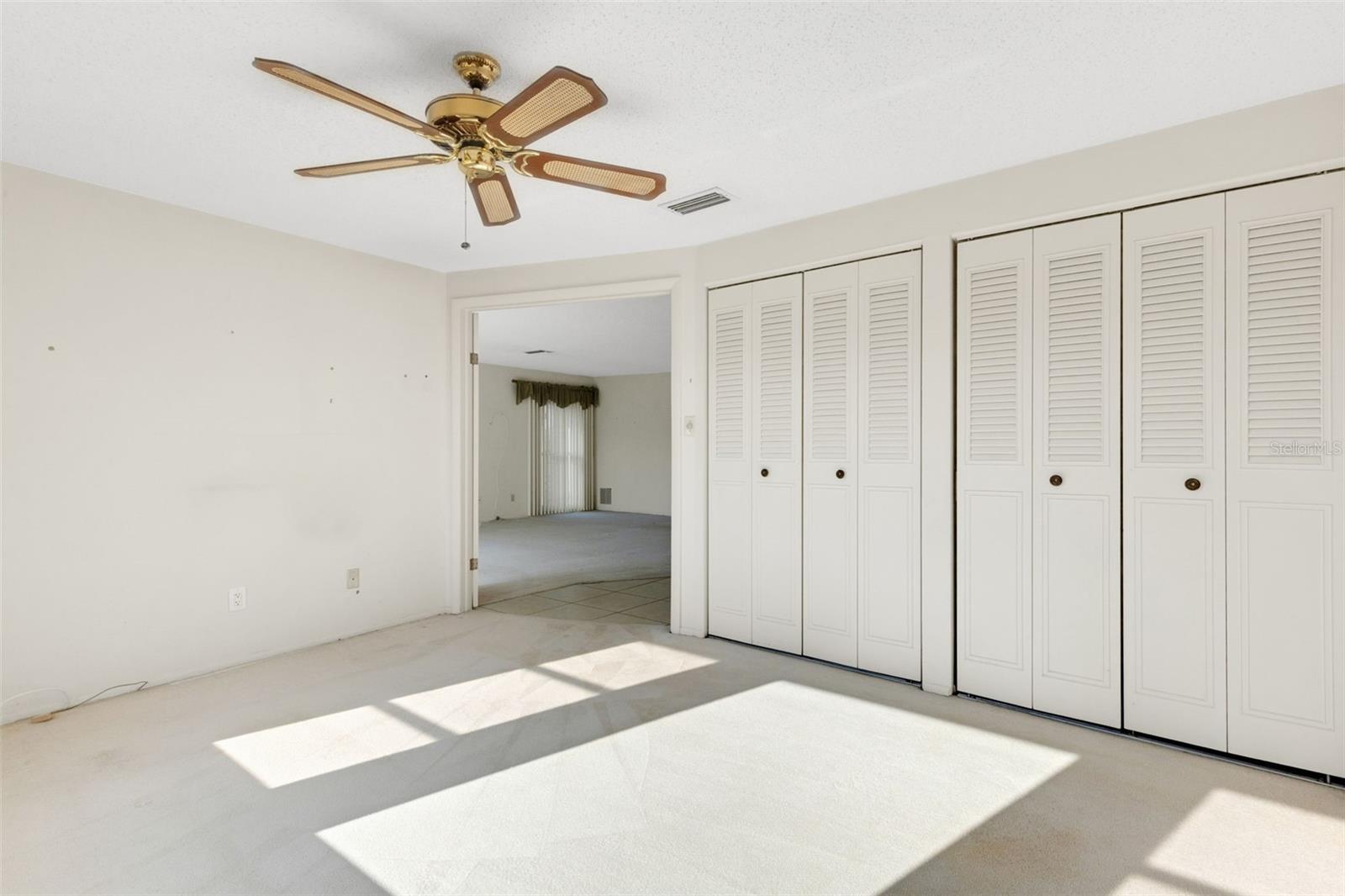 Image 13 of 47 For 212 Fernwood Circle 212