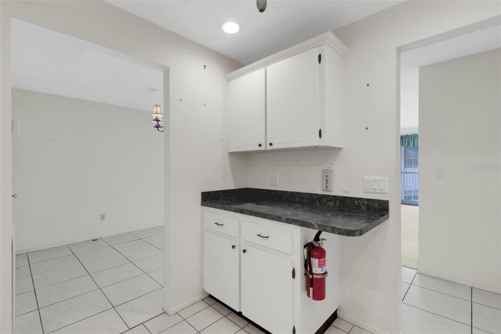 Image 22 of 47 For 212 Fernwood Circle 212