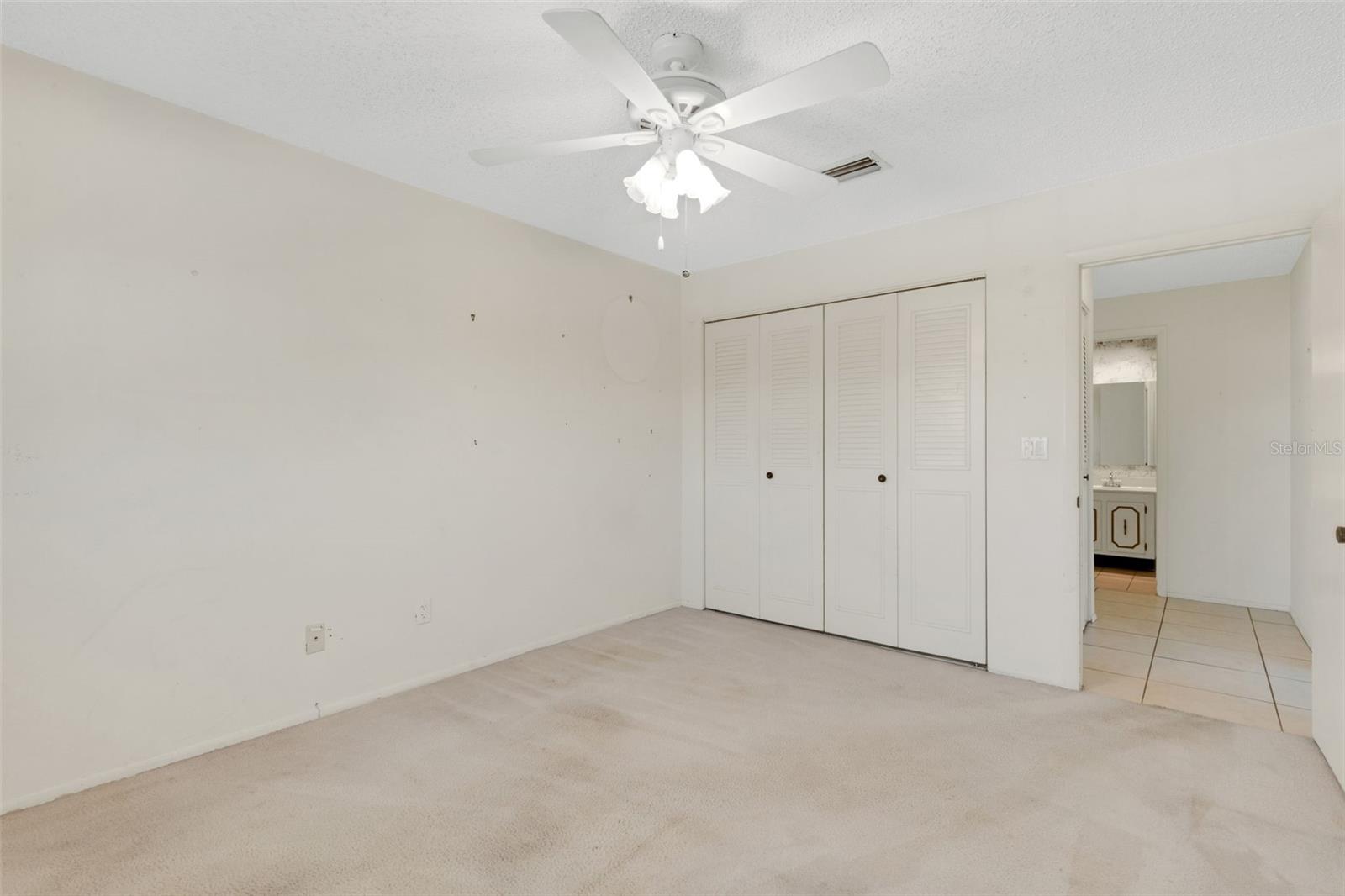 Image 27 of 47 For 212 Fernwood Circle 212