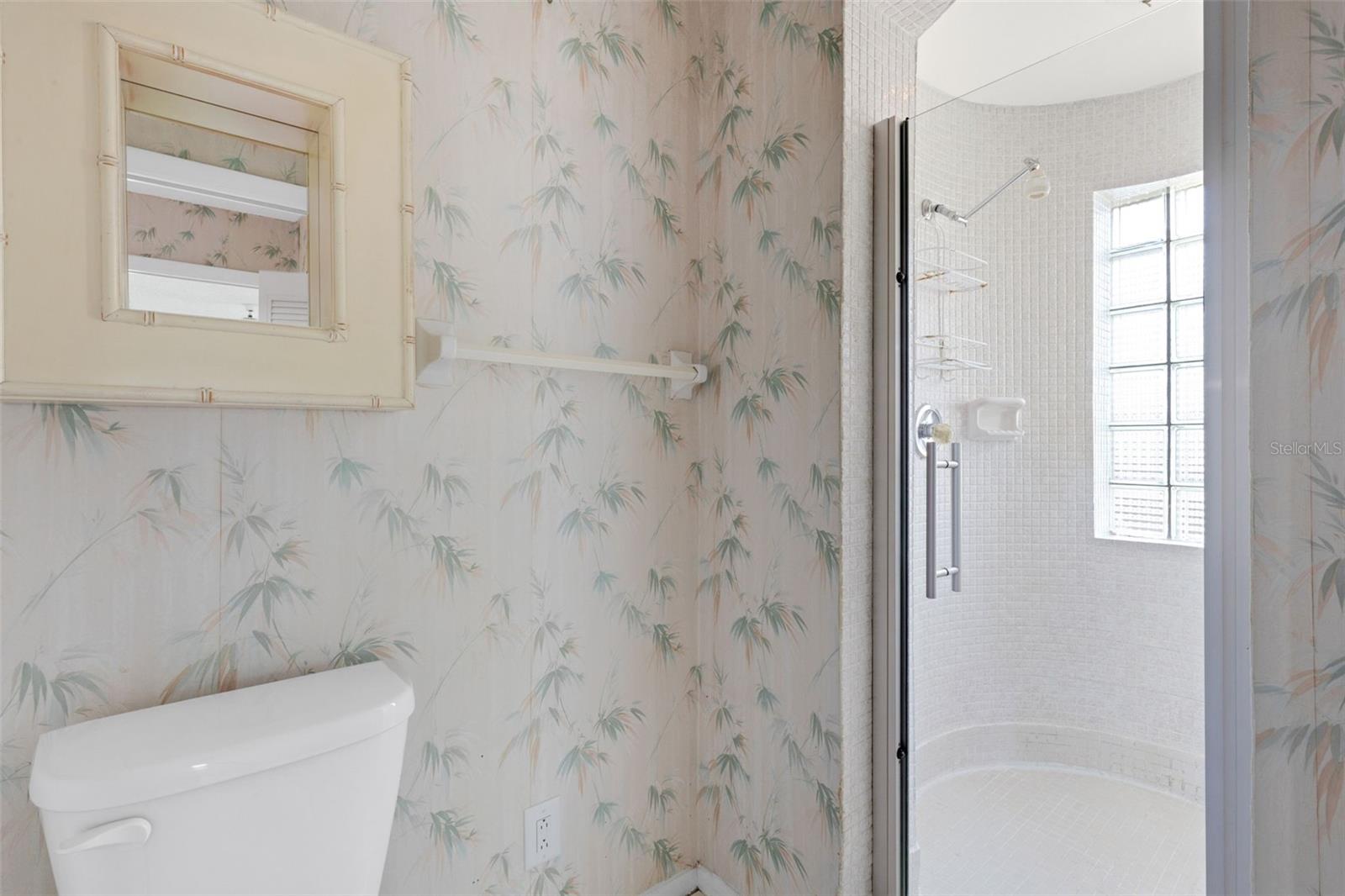 Image 35 of 47 For 212 Fernwood Circle 212