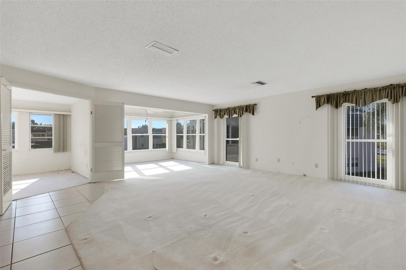 Image 6 of 47 For 212 Fernwood Circle 212