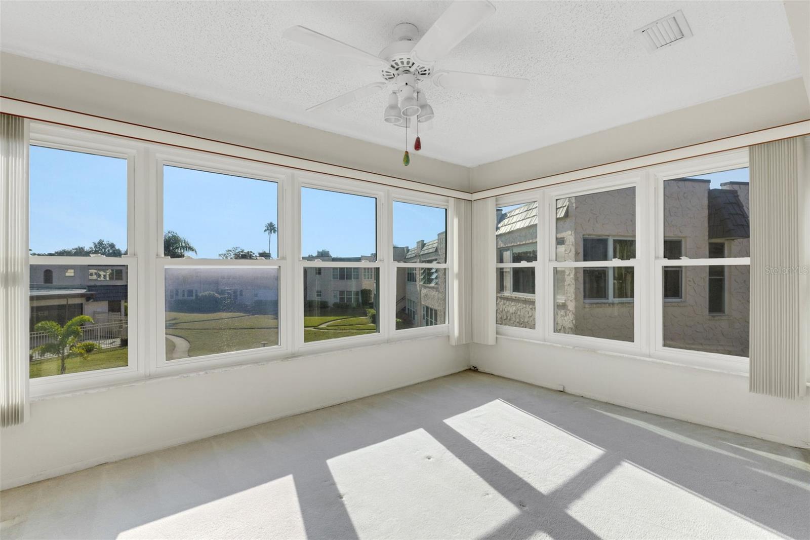 Image 8 of 47 For 212 Fernwood Circle 212