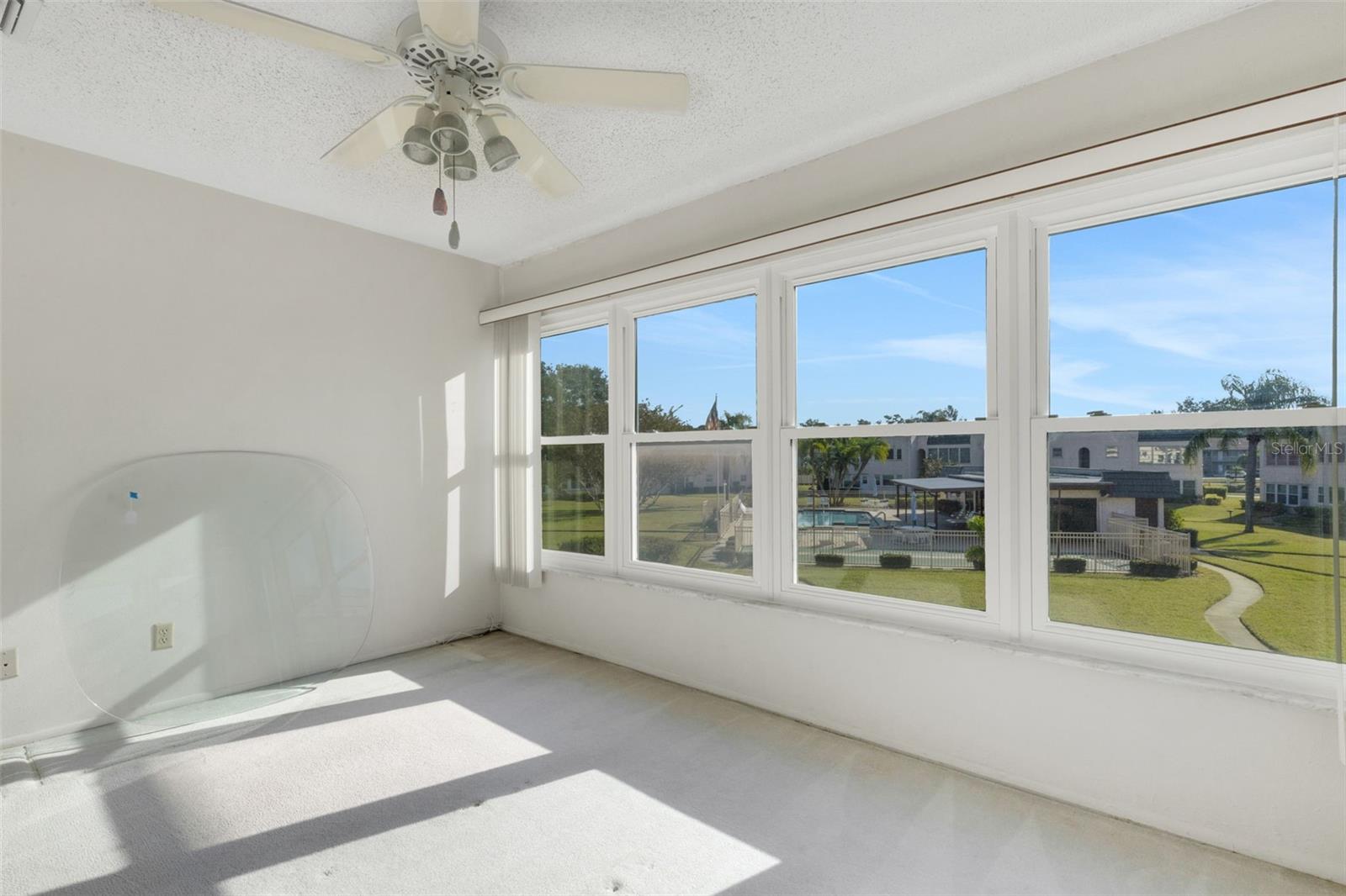 Image 9 of 47 For 212 Fernwood Circle 212