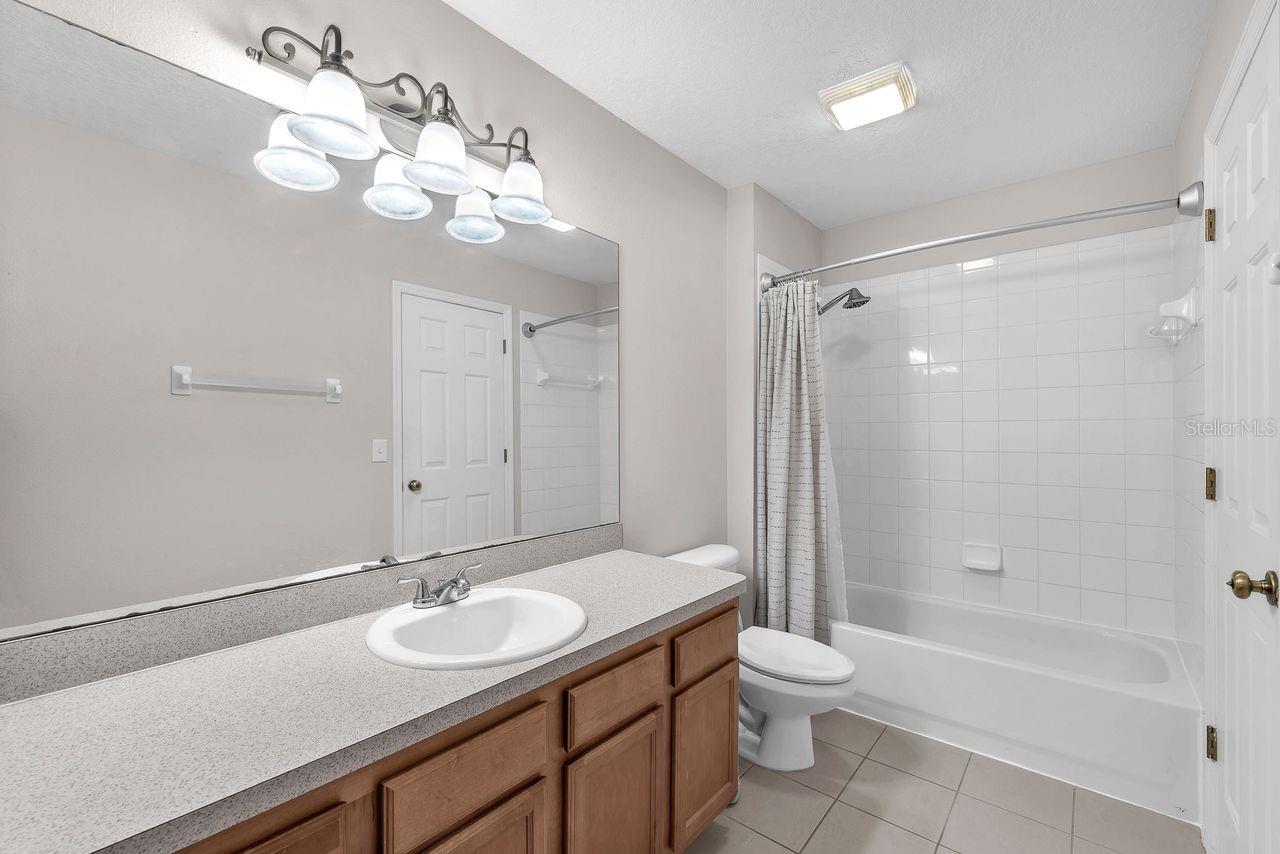 Image 16 of 29 For 2231 Golden Oak Lane