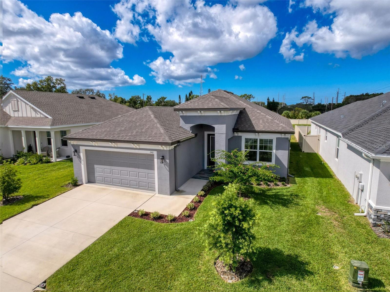 Image 4 of 51 For 240 Spoonbill Lane