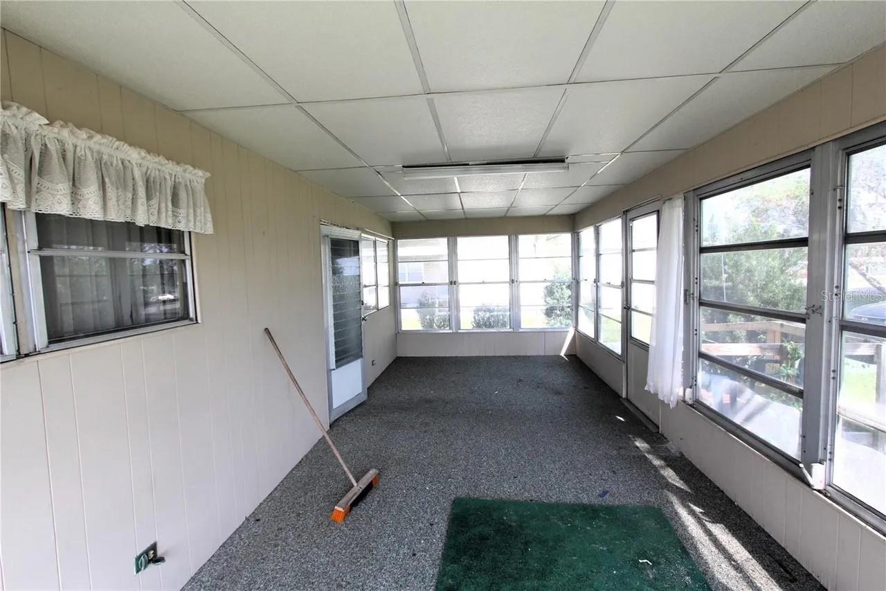 Image 5 of 12 For 6021 Ridgewood Drive