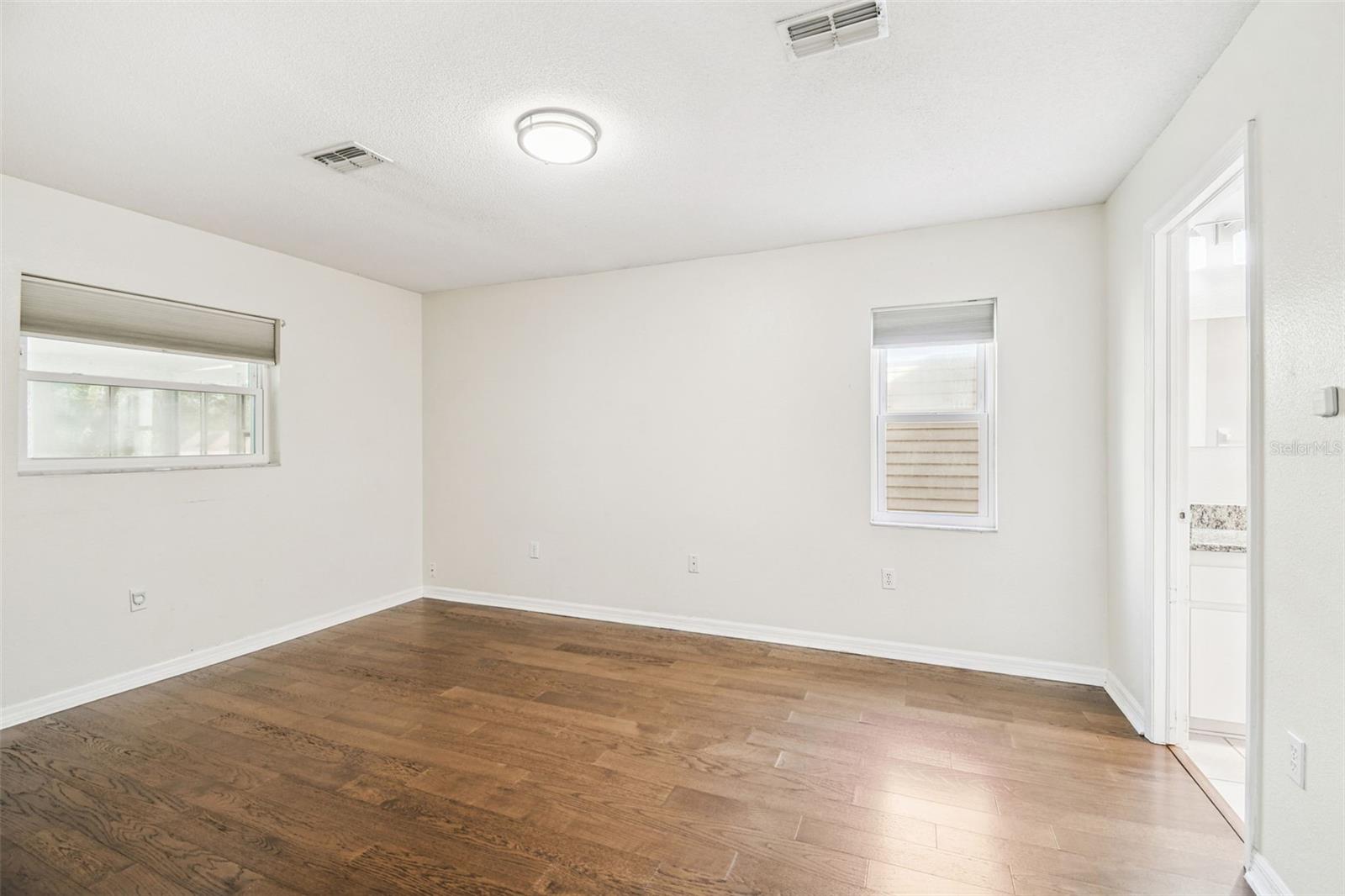 Image 16 of 63 For 7021 Oregon Chickadee Road