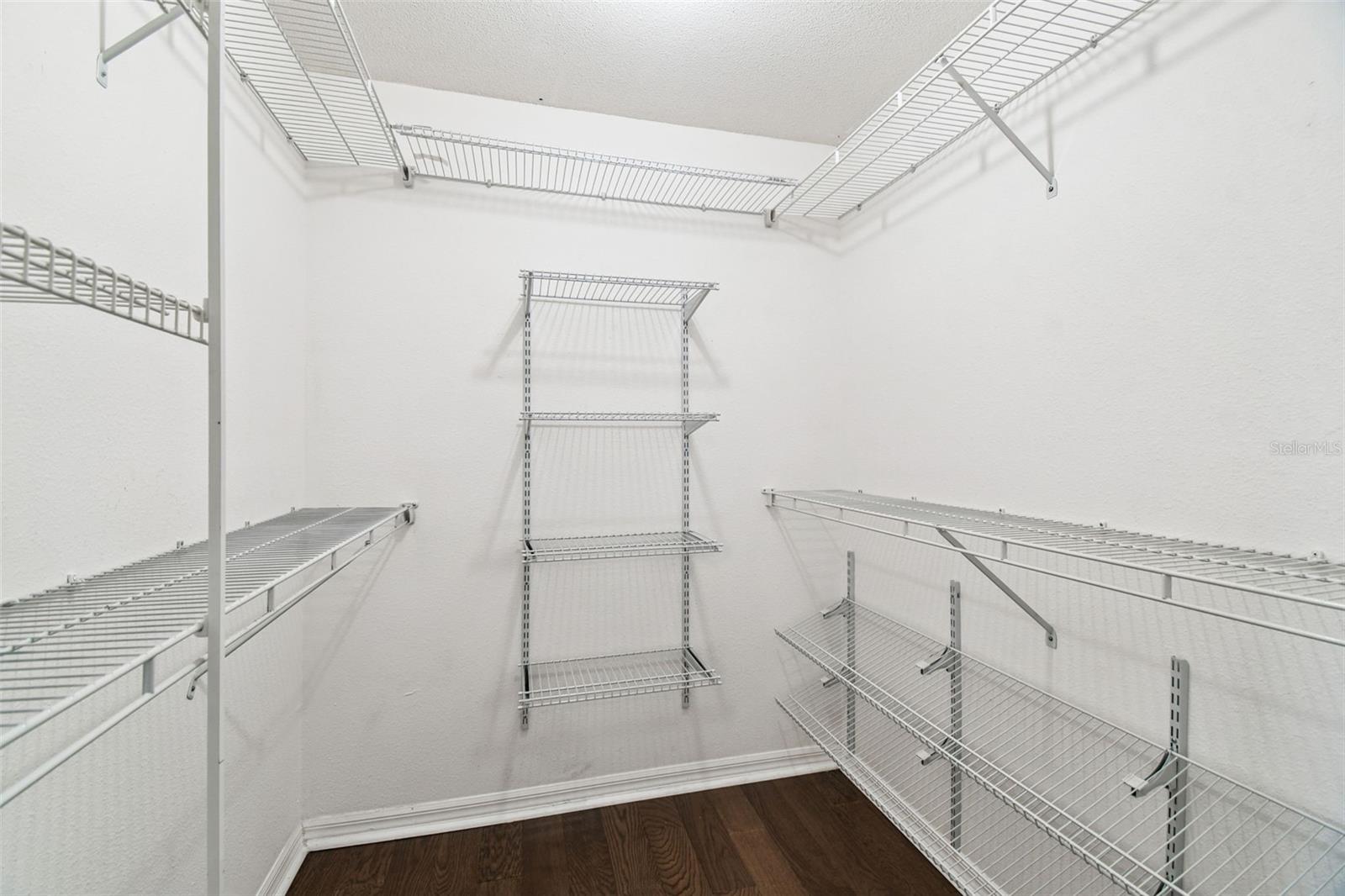 Image 20 of 63 For 7021 Oregon Chickadee Road