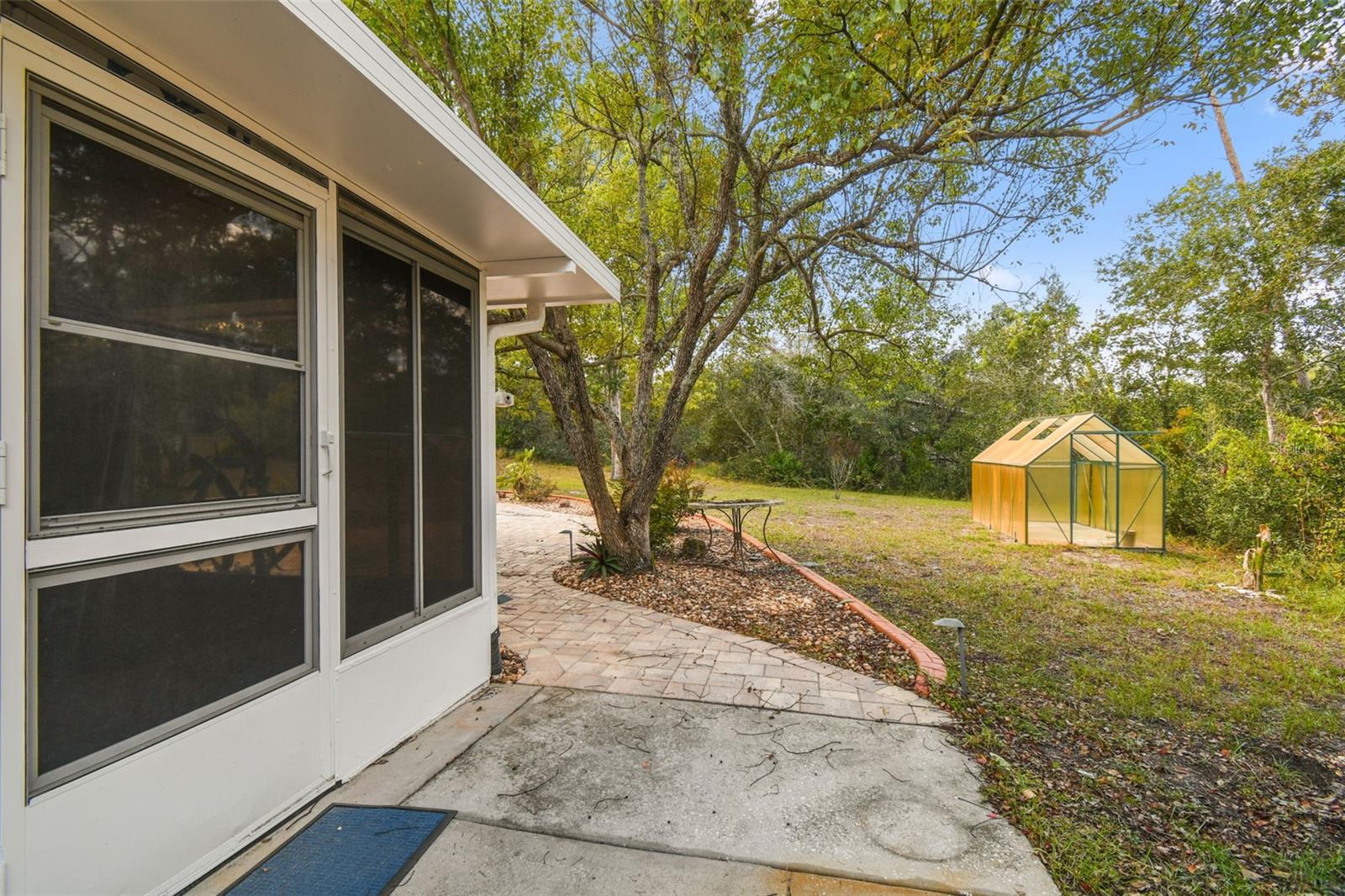 Image 33 of 63 For 7021 Oregon Chickadee Road