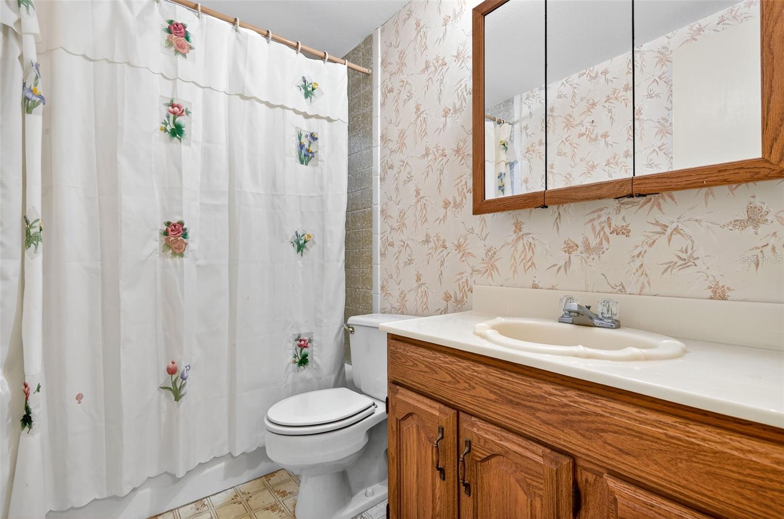 Image 13 of 64 For 10618 Skewlee Gardens Drive