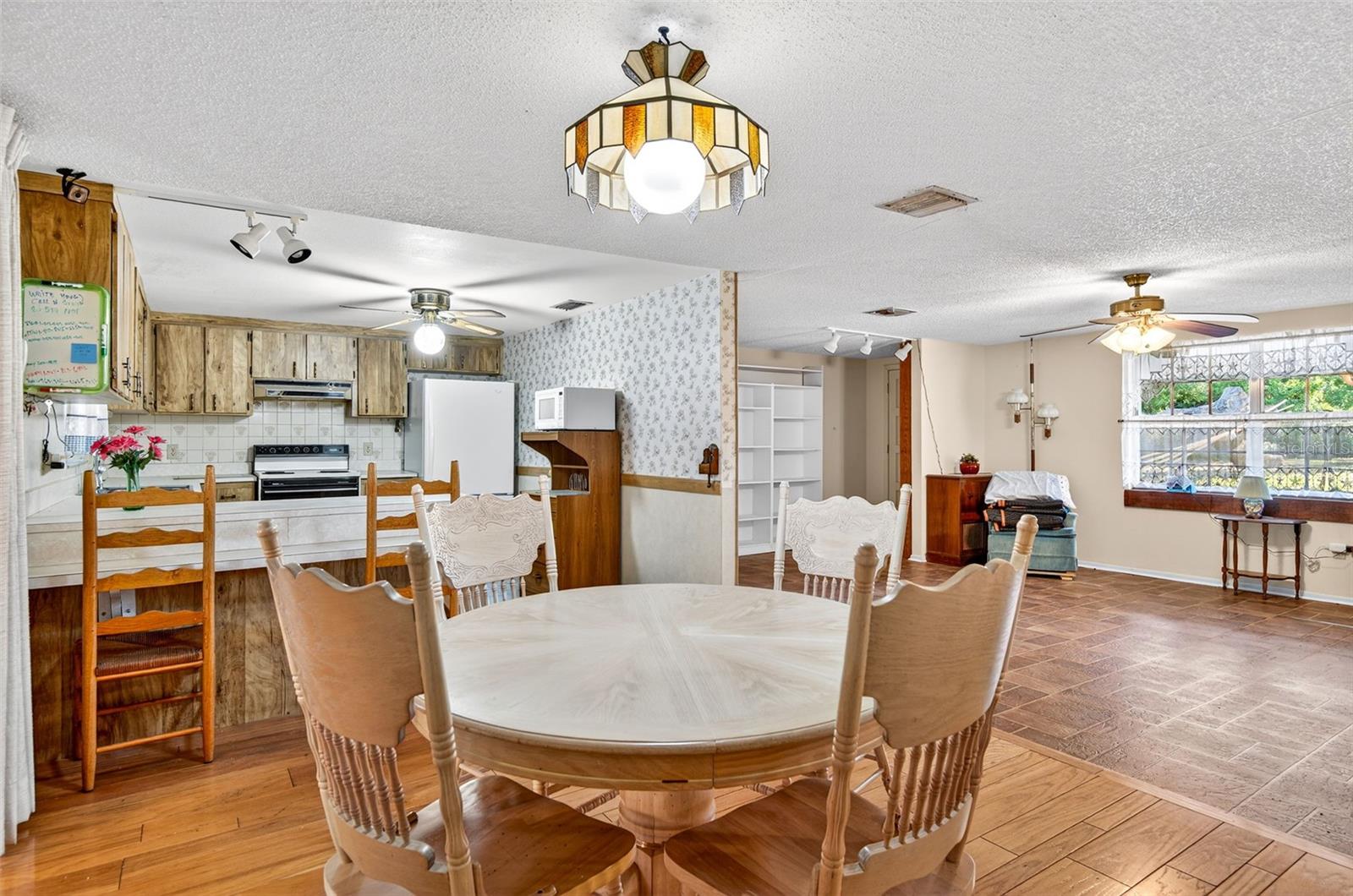 Image 31 of 64 For 10618 Skewlee Gardens Drive