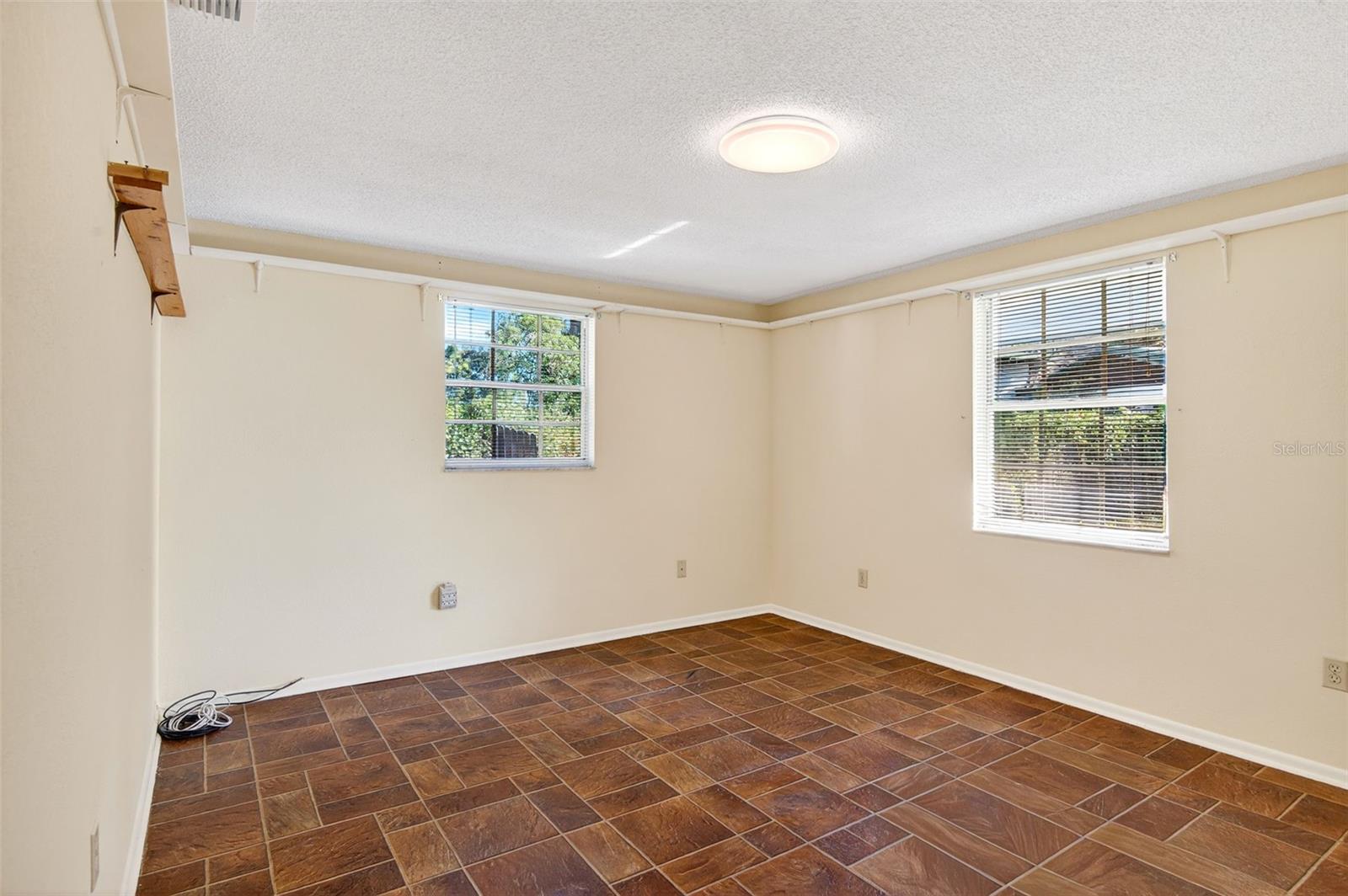 Image 41 of 64 For 10618 Skewlee Gardens Drive