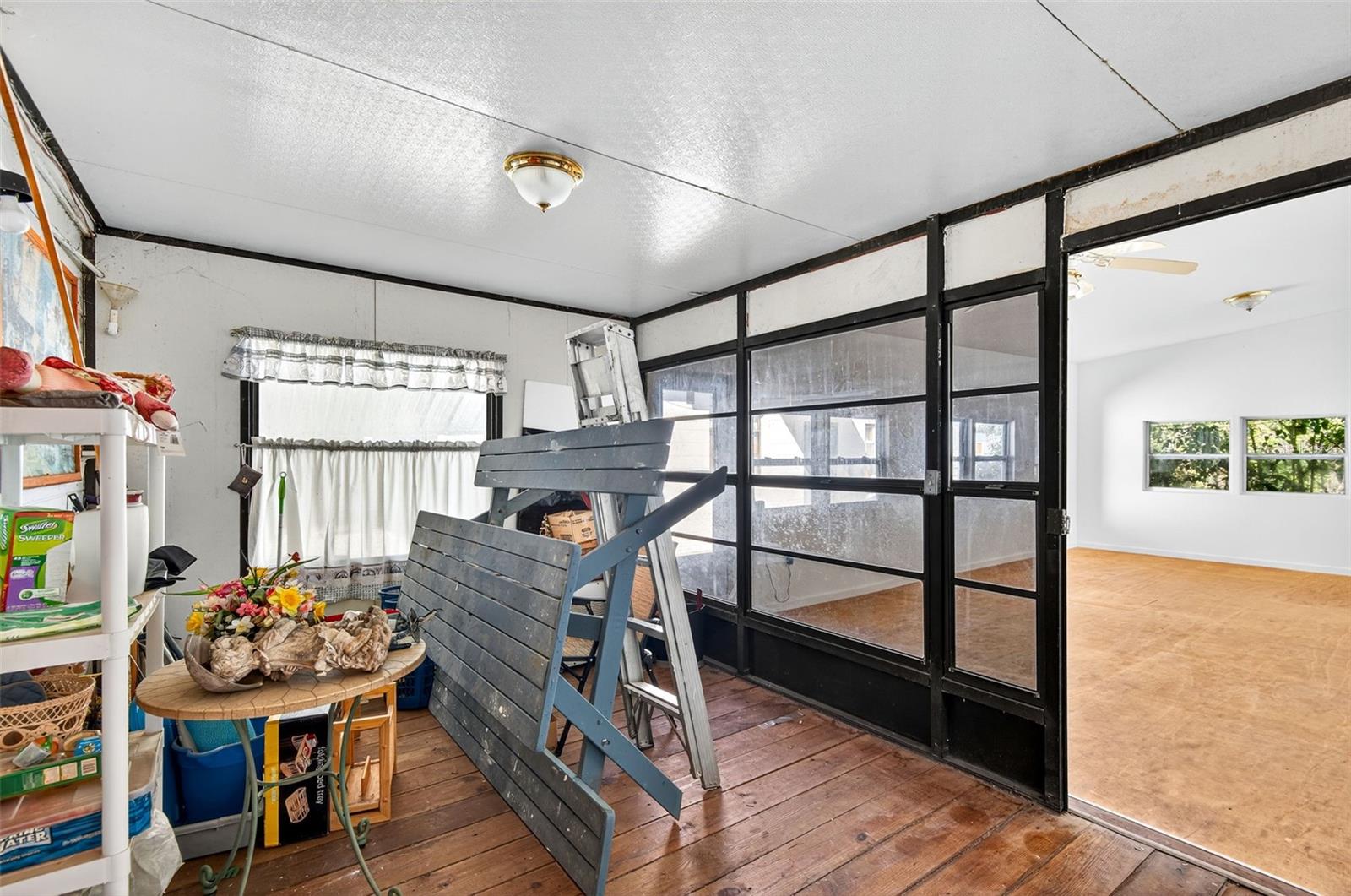 Image 47 of 64 For 10618 Skewlee Gardens Drive