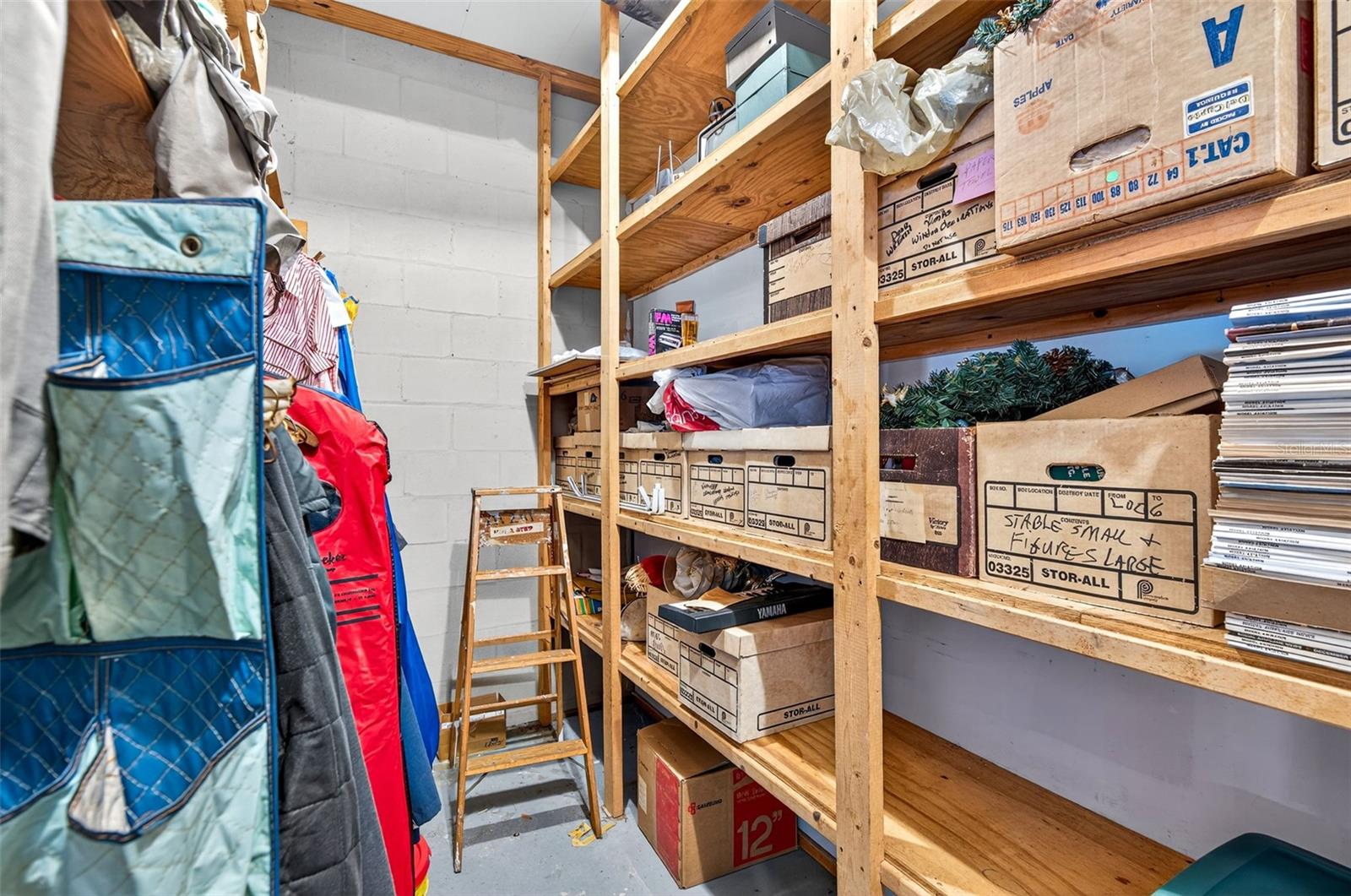 Image 53 of 64 For 10618 Skewlee Gardens Drive