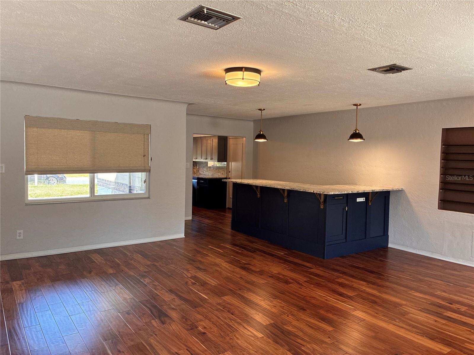 Image 4 of 29 For 5826 20th Avenue S