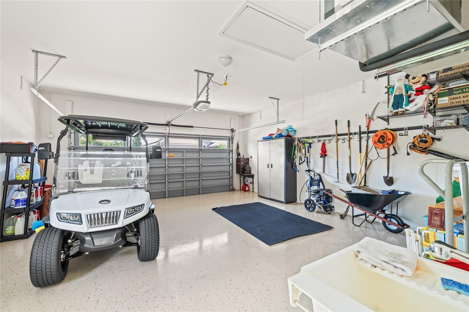 Image 24 of 35 For 5337 Hogan Lane