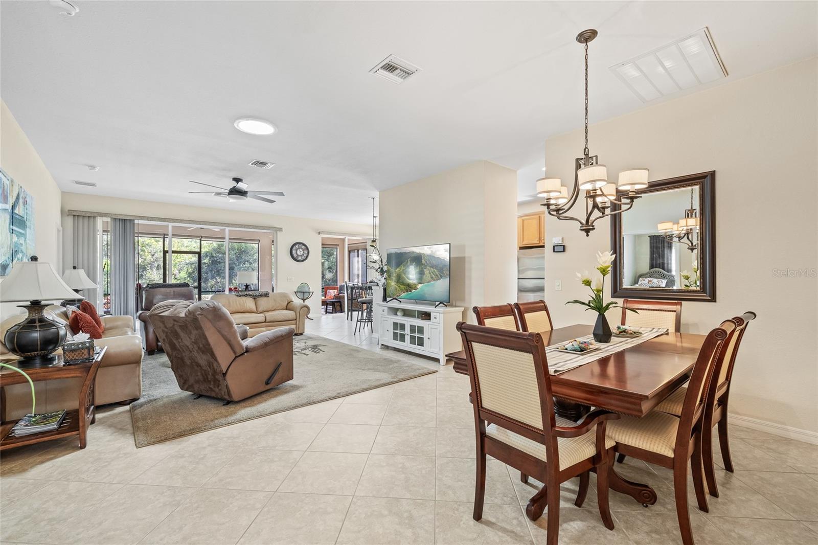 Image 4 of 35 For 5337 Hogan Lane