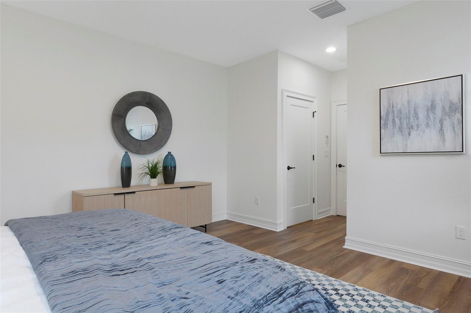 Image 24 of 42 For 2801 10th Street