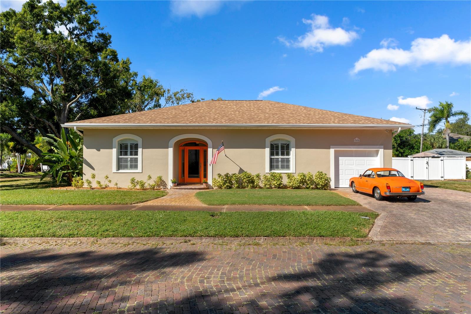 Image 20 of 40 For 300 62nd Street N