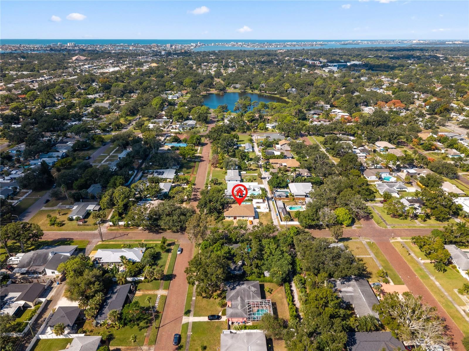 Image 33 of 40 For 300 62nd Street N