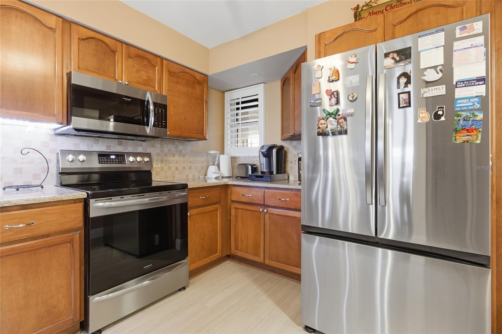 Image 13 of 39 For 5567 Sea Forest Drive 323