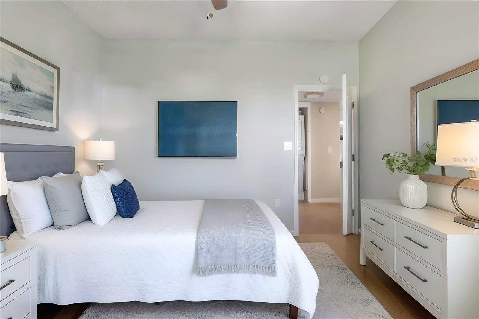 Image 23 of 39 For 5567 Sea Forest Drive 323