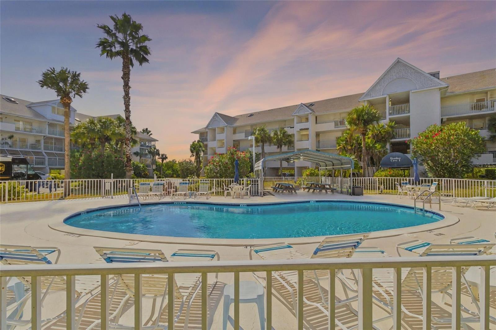 Image 35 of 39 For 5567 Sea Forest Drive 323