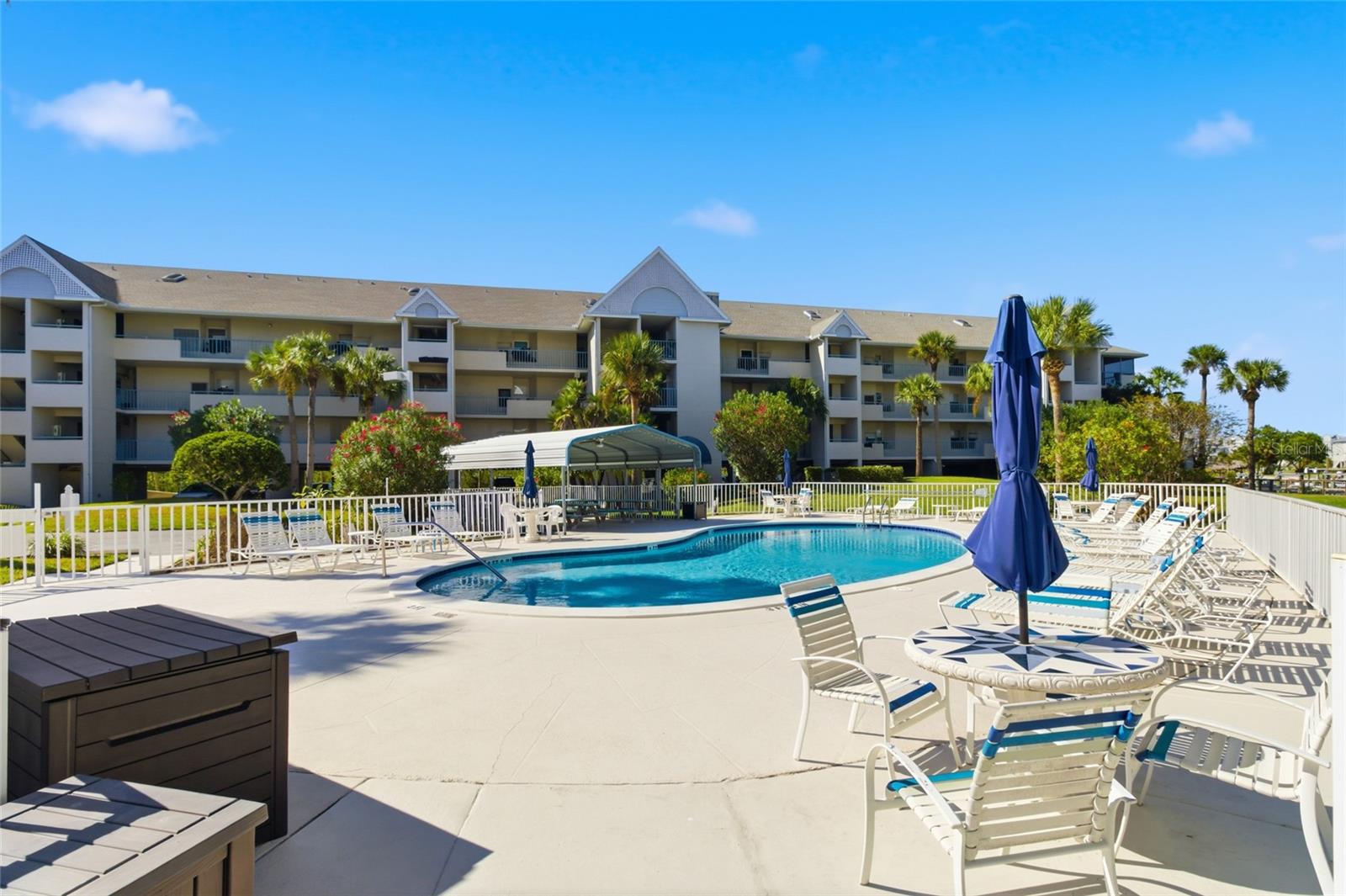 Image 36 of 39 For 5567 Sea Forest Drive 323