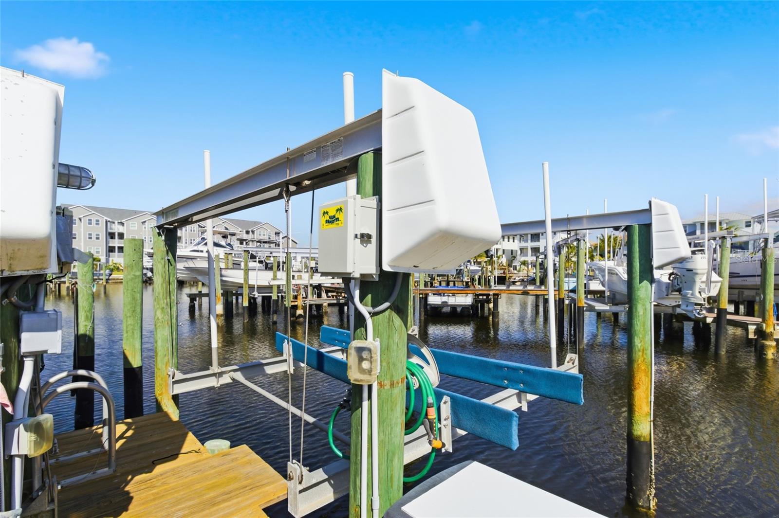 Image 37 of 39 For 5567 Sea Forest Drive 323