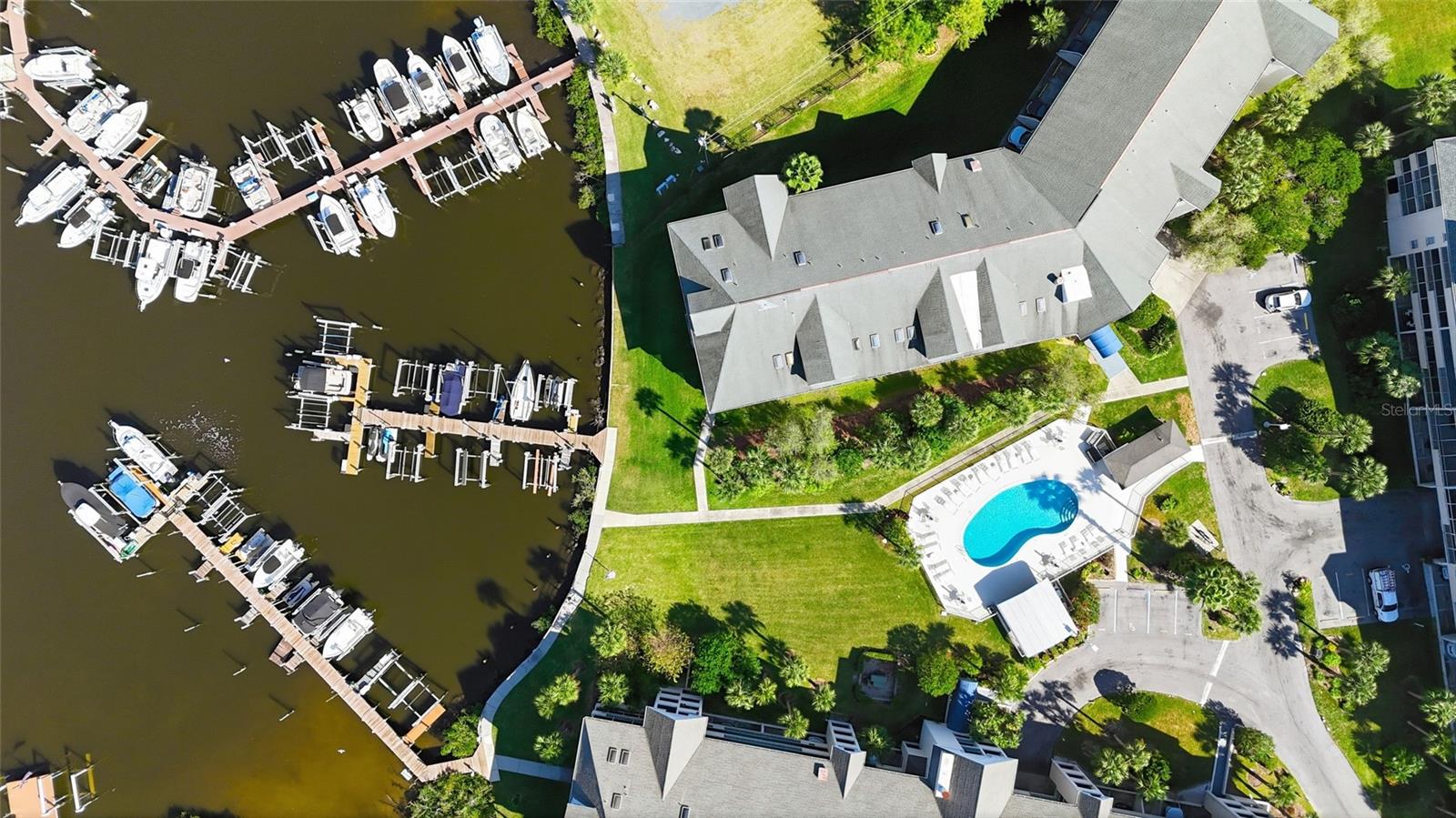 Image 4 of 39 For 5567 Sea Forest Drive 323