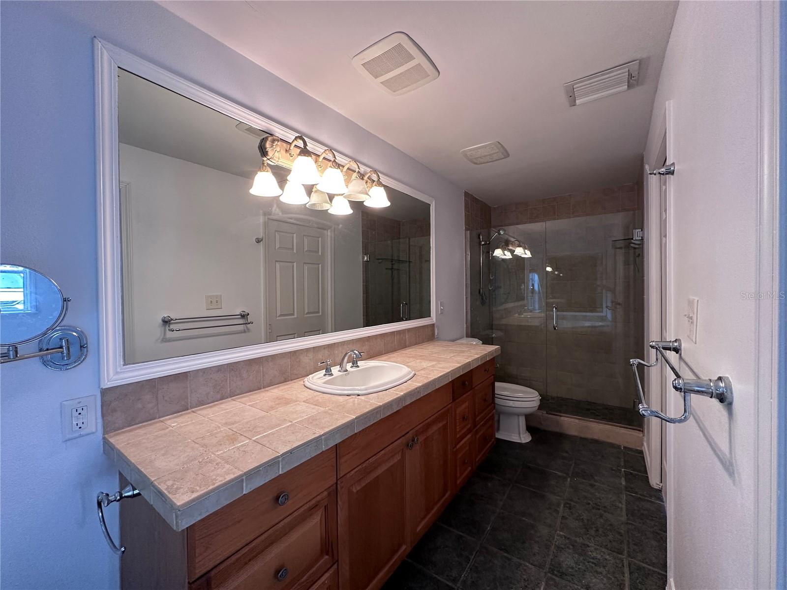Image 15 of 23 For 315 Sunburst Court