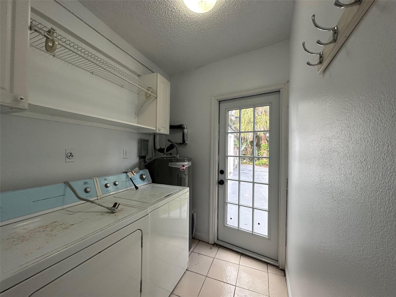 Image 18 of 23 For 315 Sunburst Court