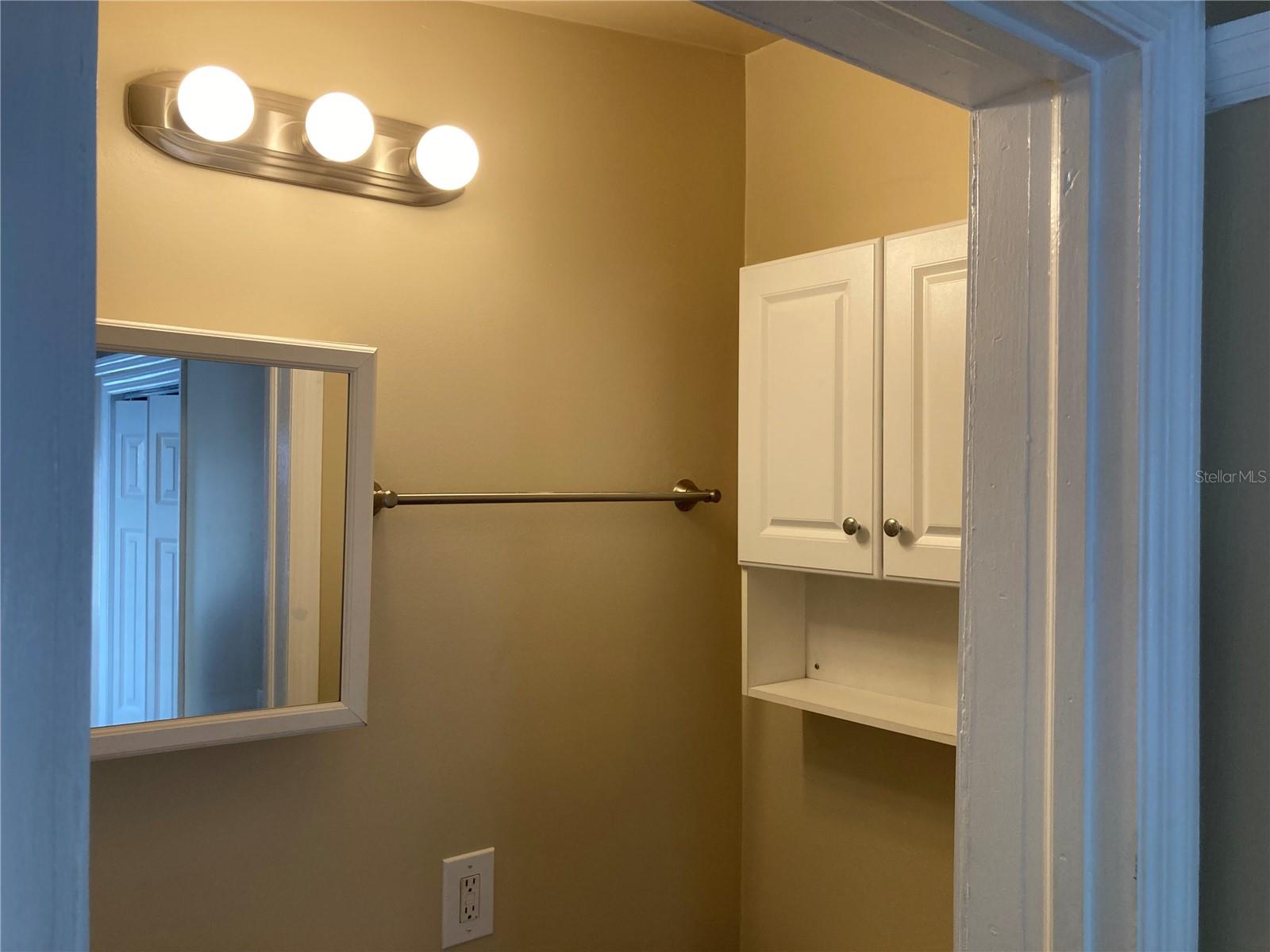 Image 13 of 19 For 5609 1-2 Tangerine Avenue S