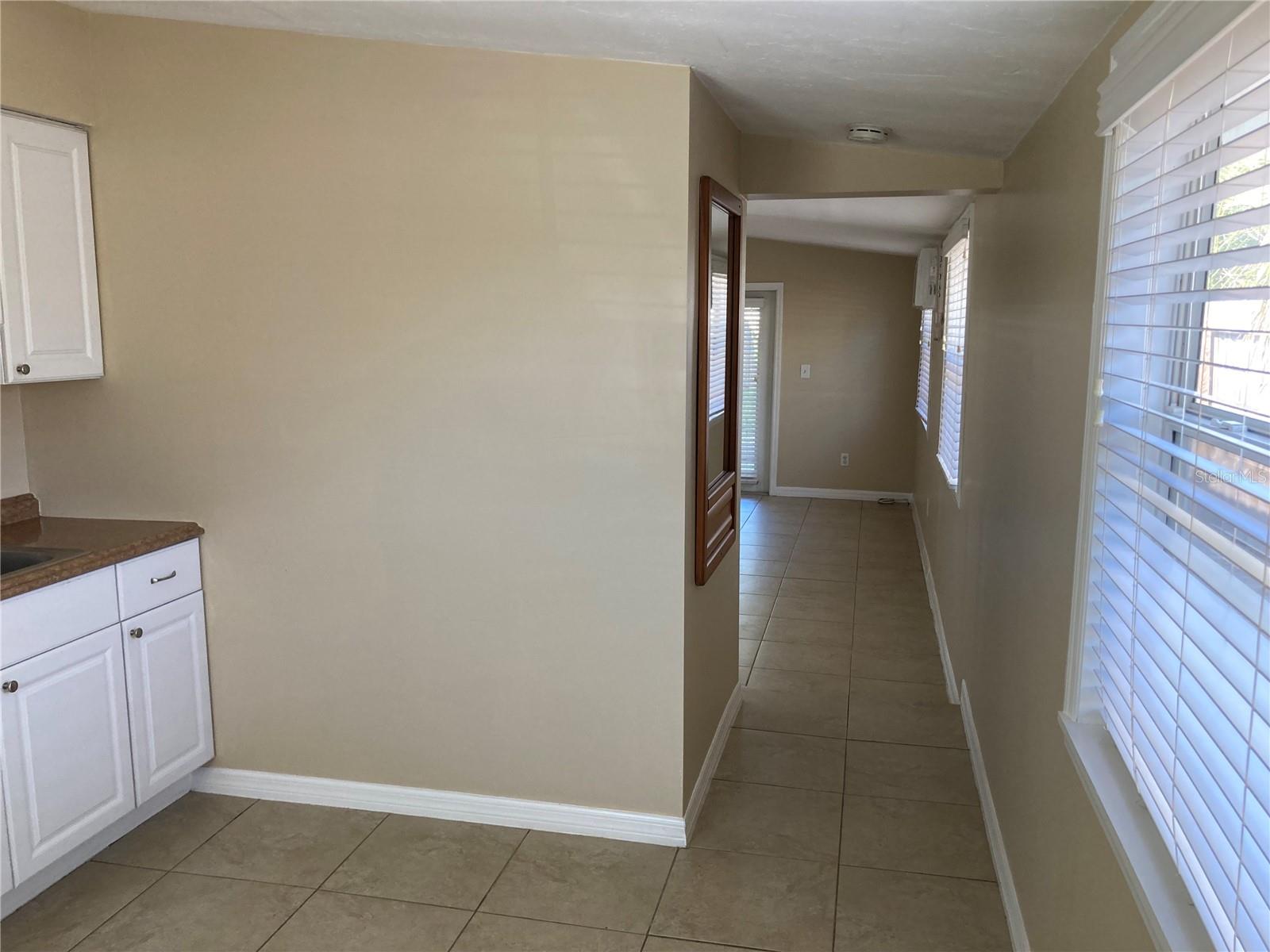 Image 9 of 19 For 5609 1-2 Tangerine Avenue S