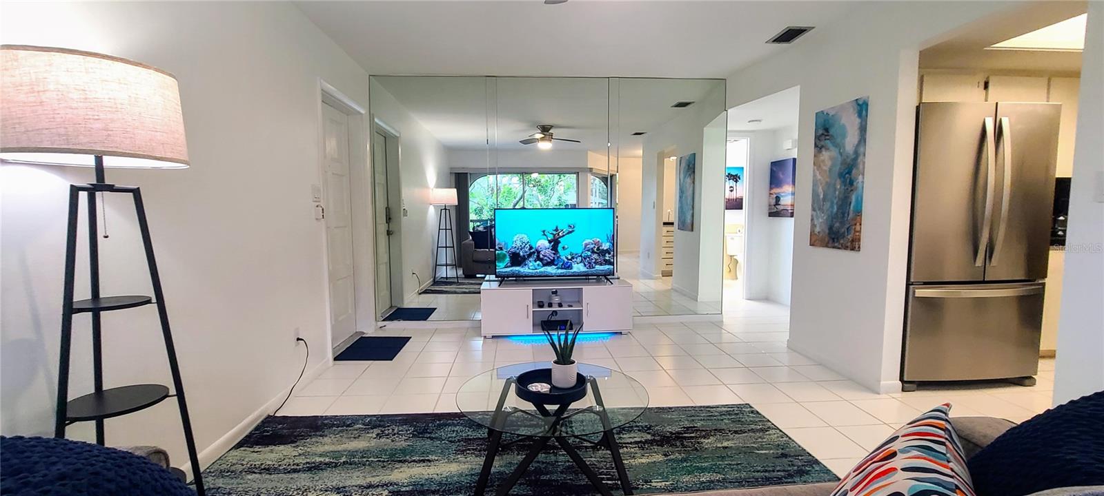 Image 4 of 18 For 1003 Bayshore Boulevard 207
