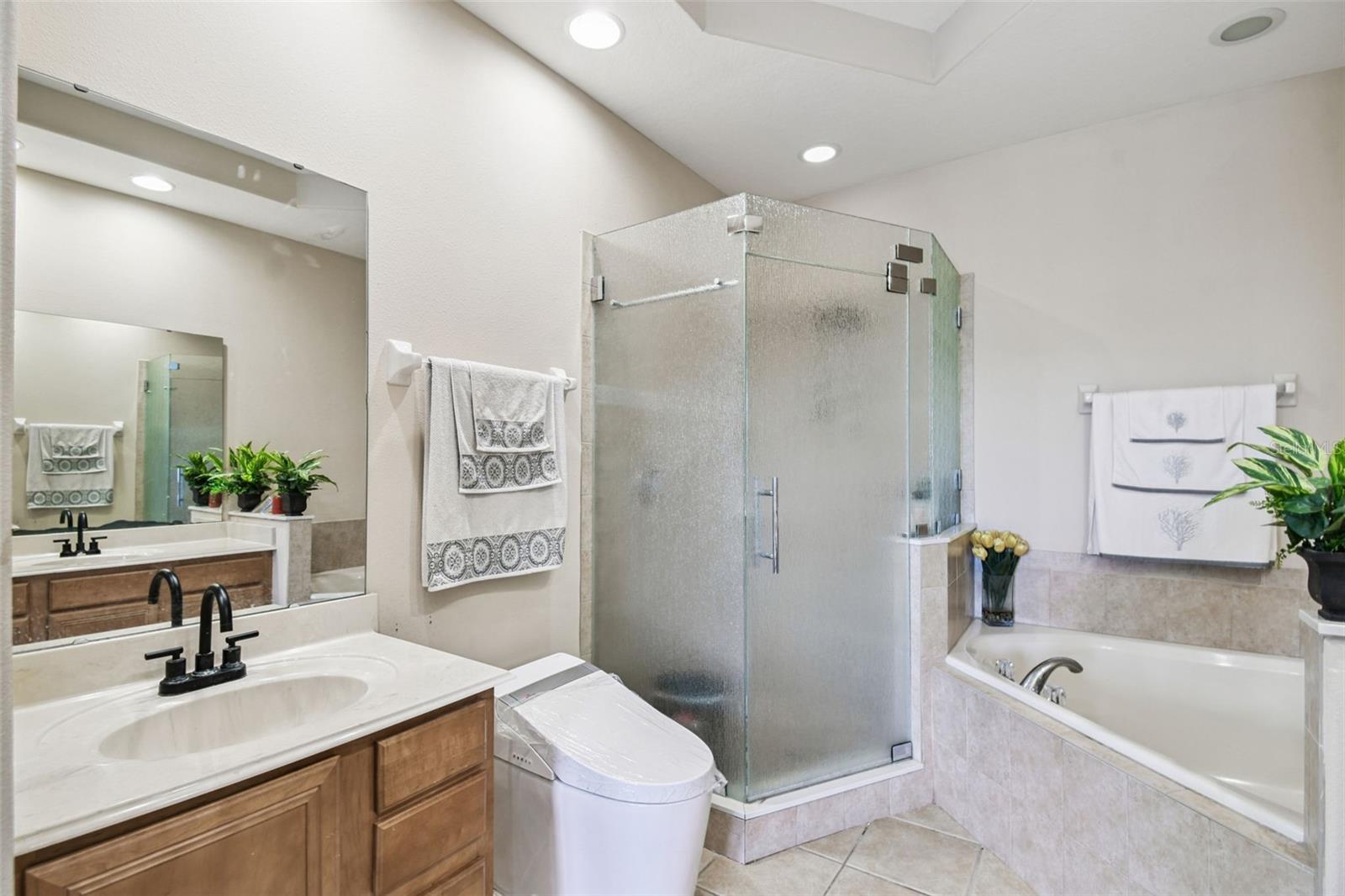 Image 24 of 54 For 2353 Chatham Place Drive