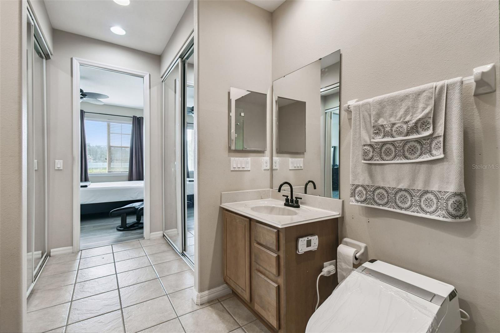 Image 25 of 54 For 2353 Chatham Place Drive