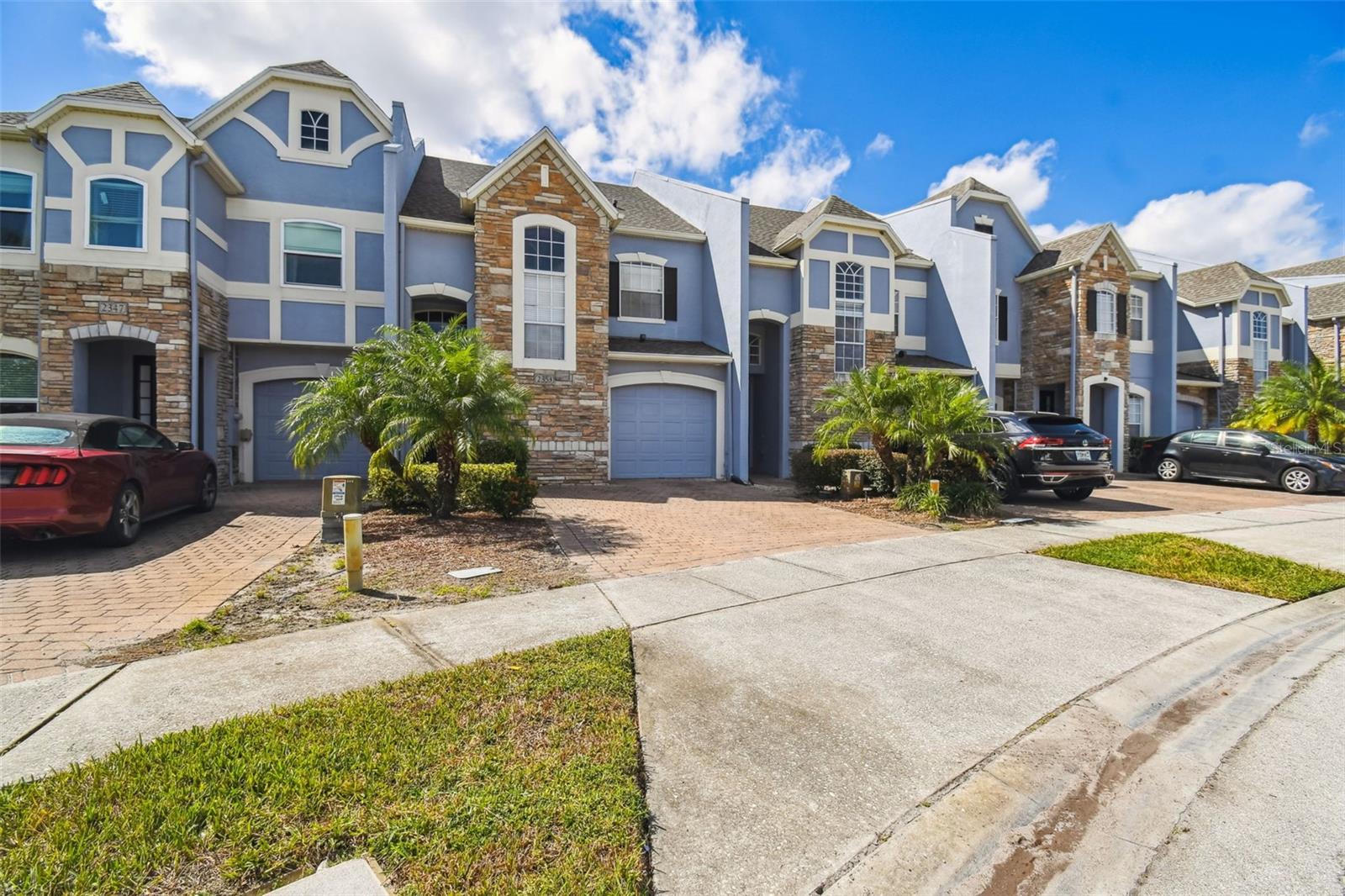 Image 4 of 54 For 2353 Chatham Place Drive