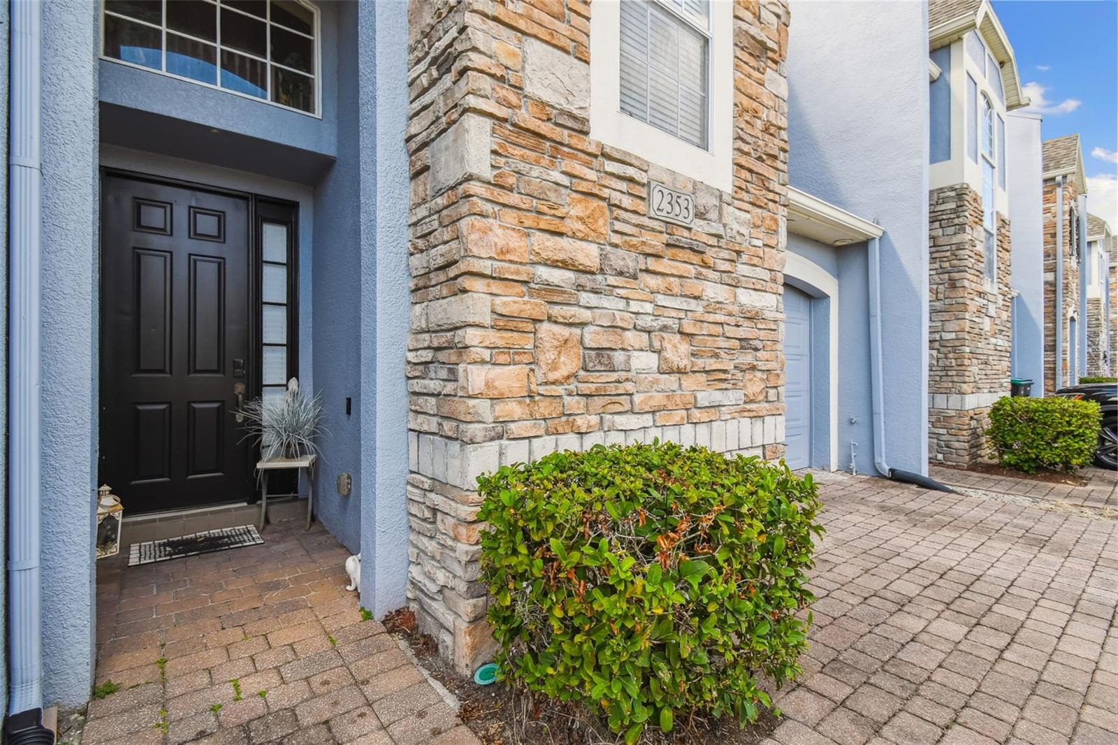 Image 5 of 54 For 2353 Chatham Place Drive