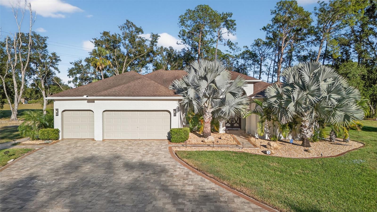 Listing photo id 0 for 15802 Stanton Lane