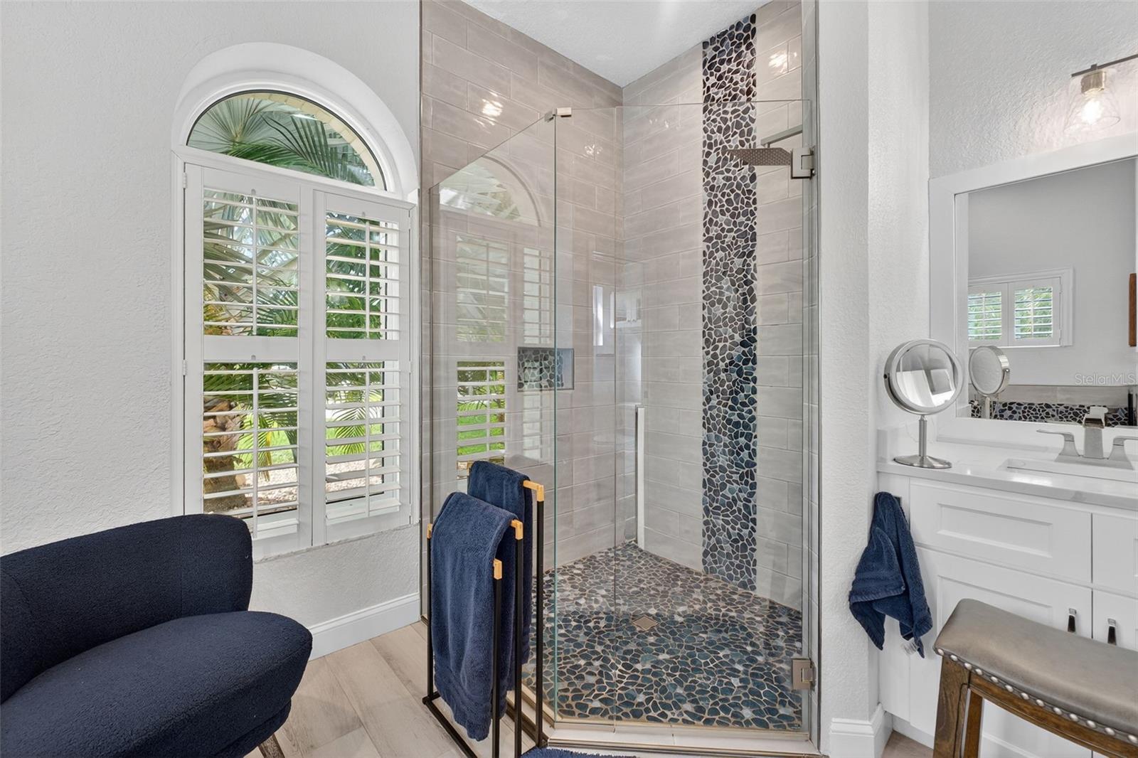 Listing photo id 19 for 15802 Stanton Lane
