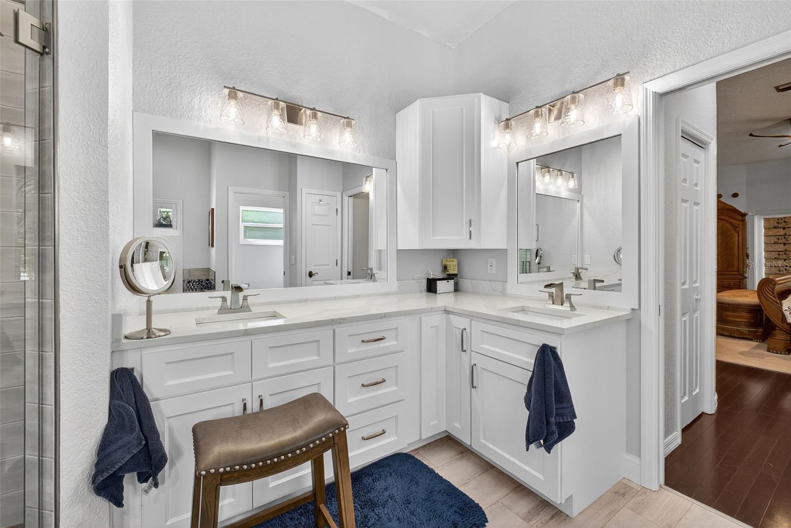 Listing photo id 21 for 15802 Stanton Lane