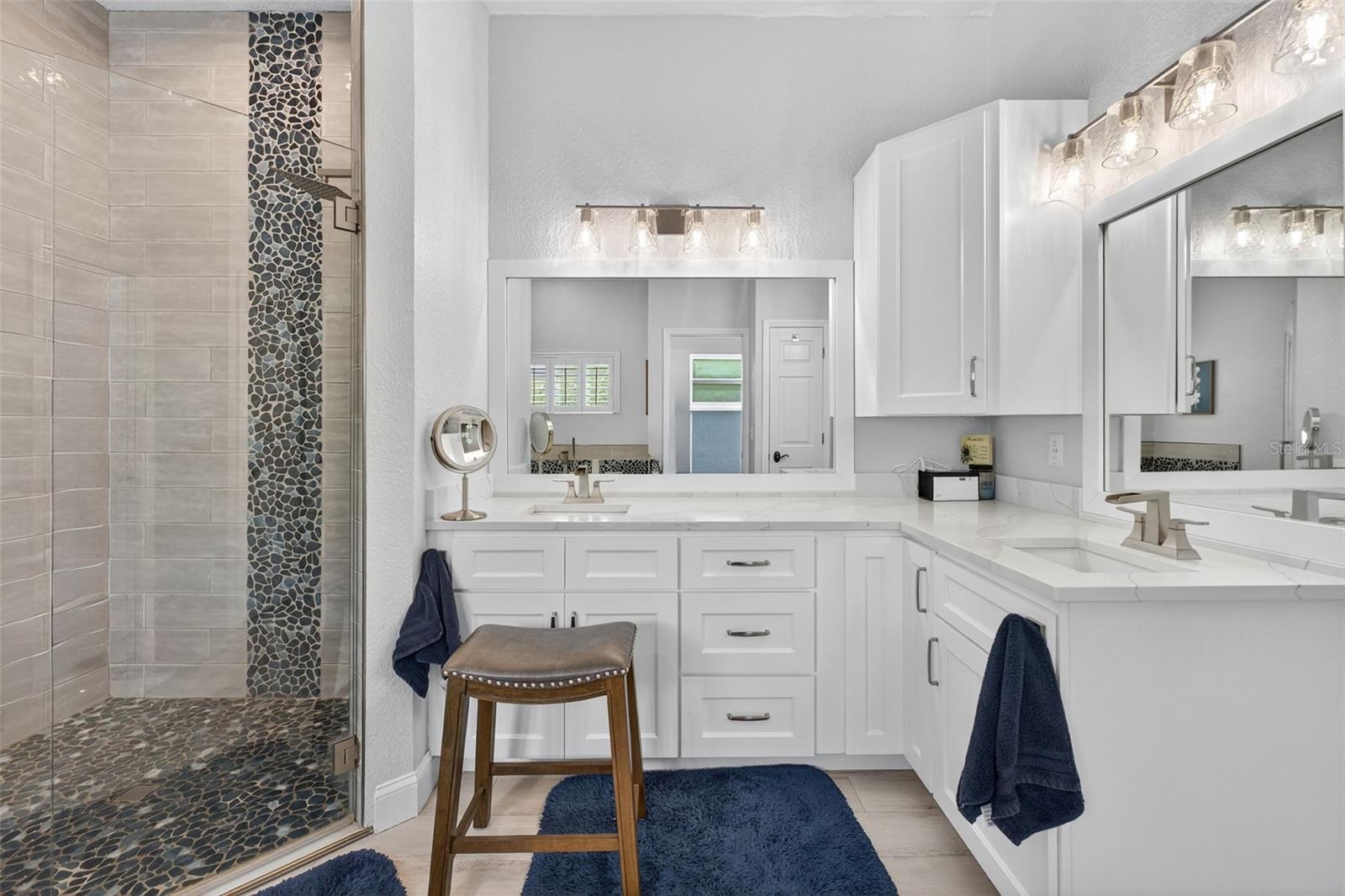 Listing photo id 22 for 15802 Stanton Lane