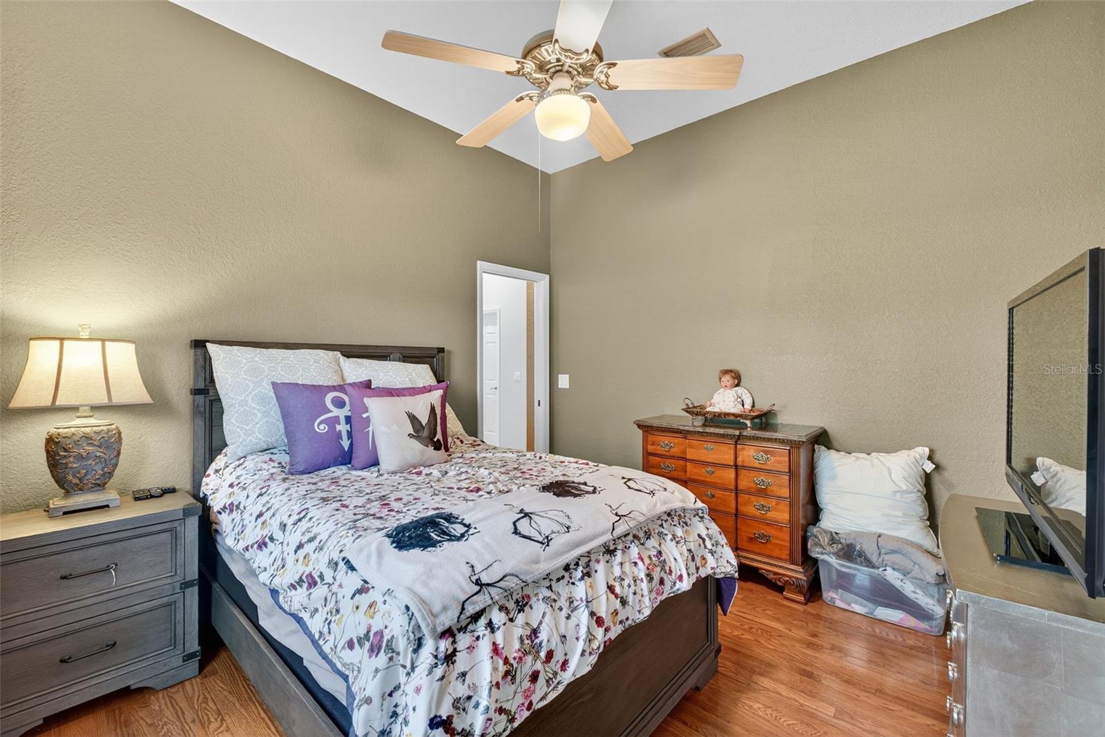 Listing photo id 38 for 15802 Stanton Lane
