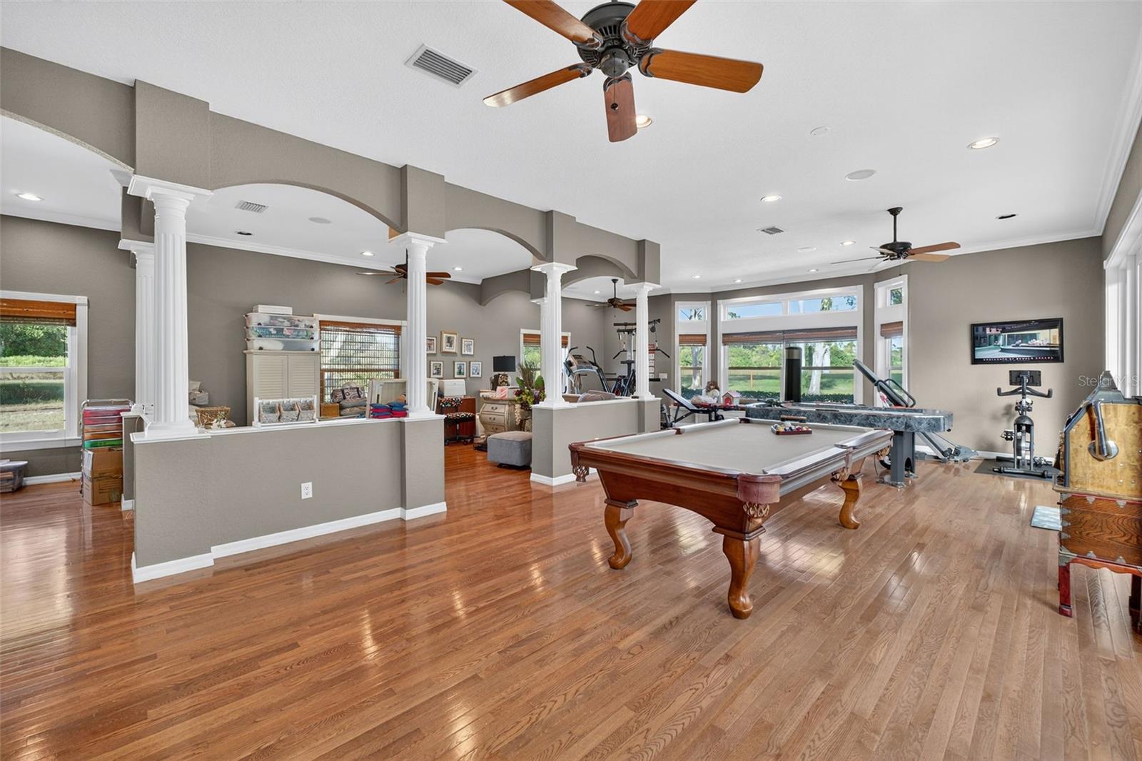 Listing photo id 48 for 15802 Stanton Lane