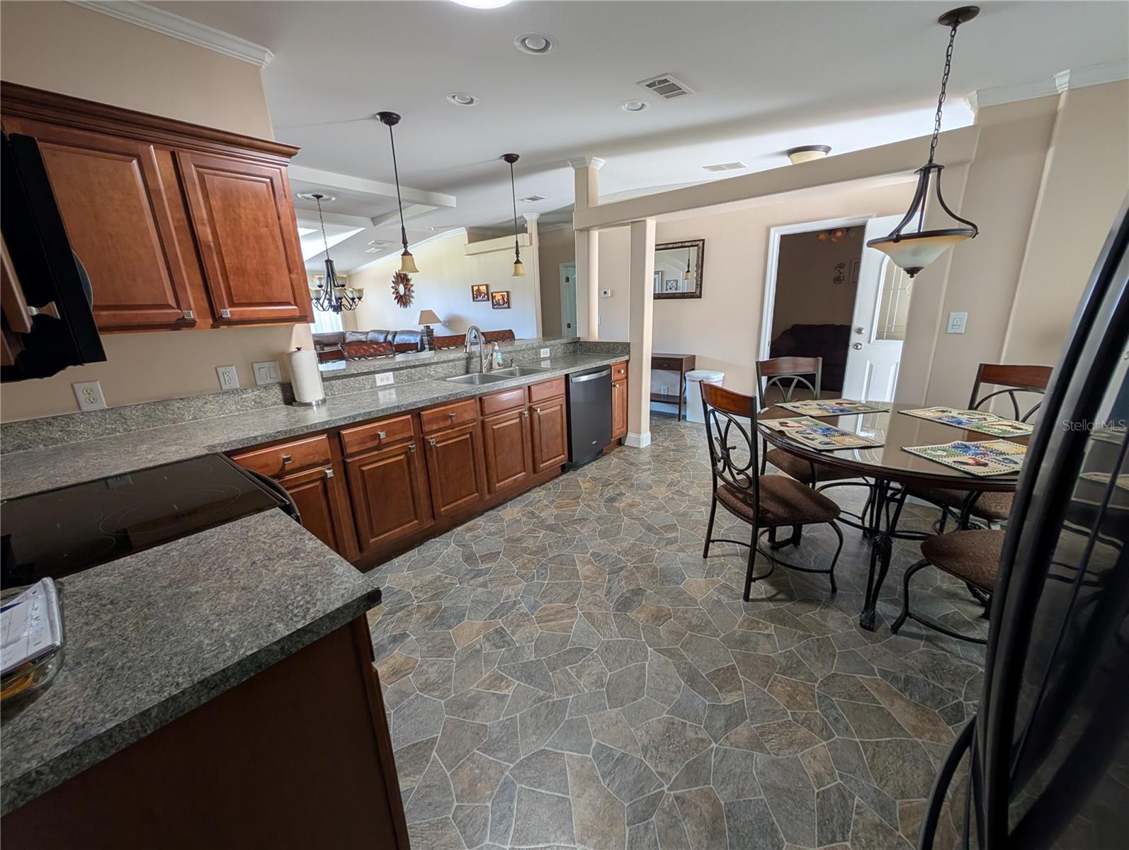 Image 7 of 29 For 38333 Callaway Boulevard