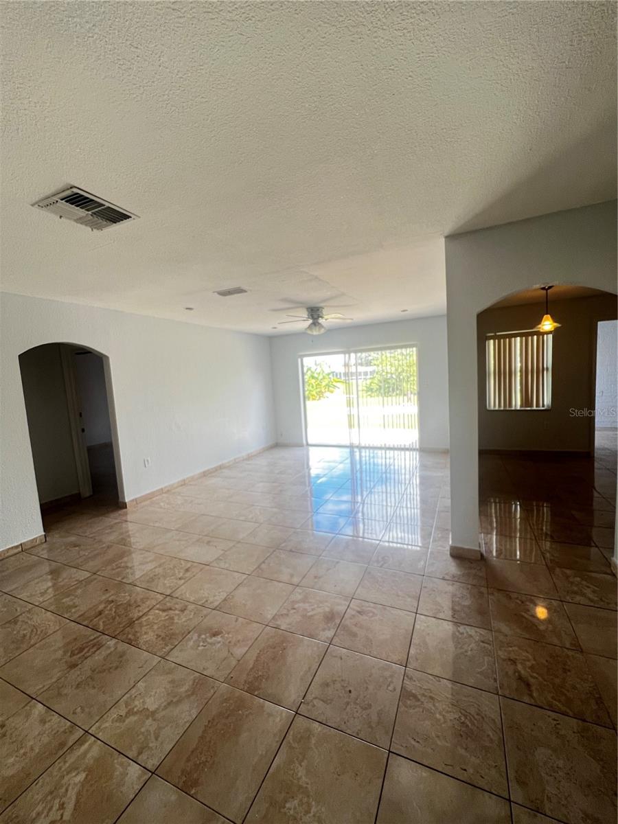 Image 10 of 12 For 9820 Glen Moor Lane