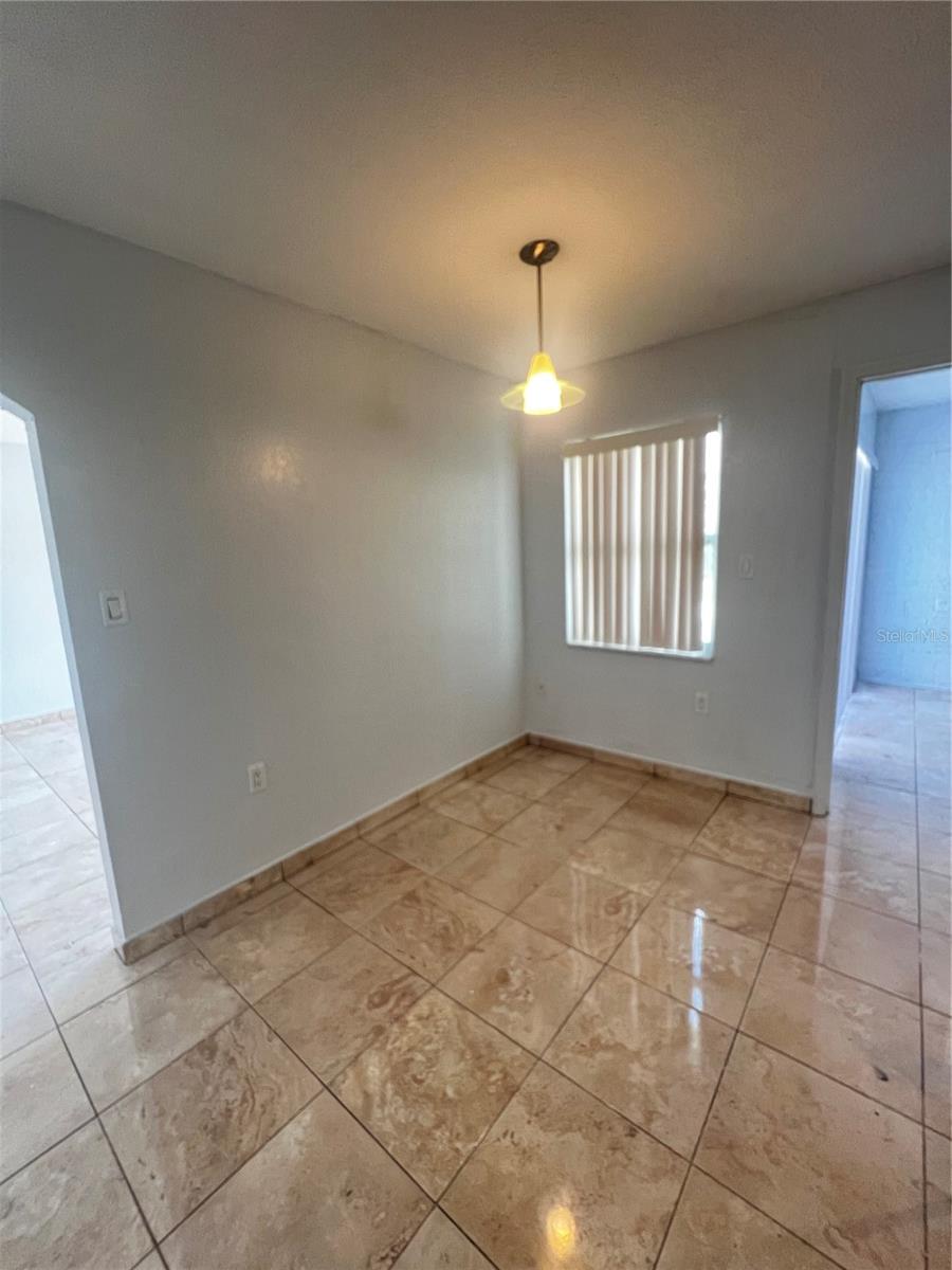 Image 11 of 12 For 9820 Glen Moor Lane